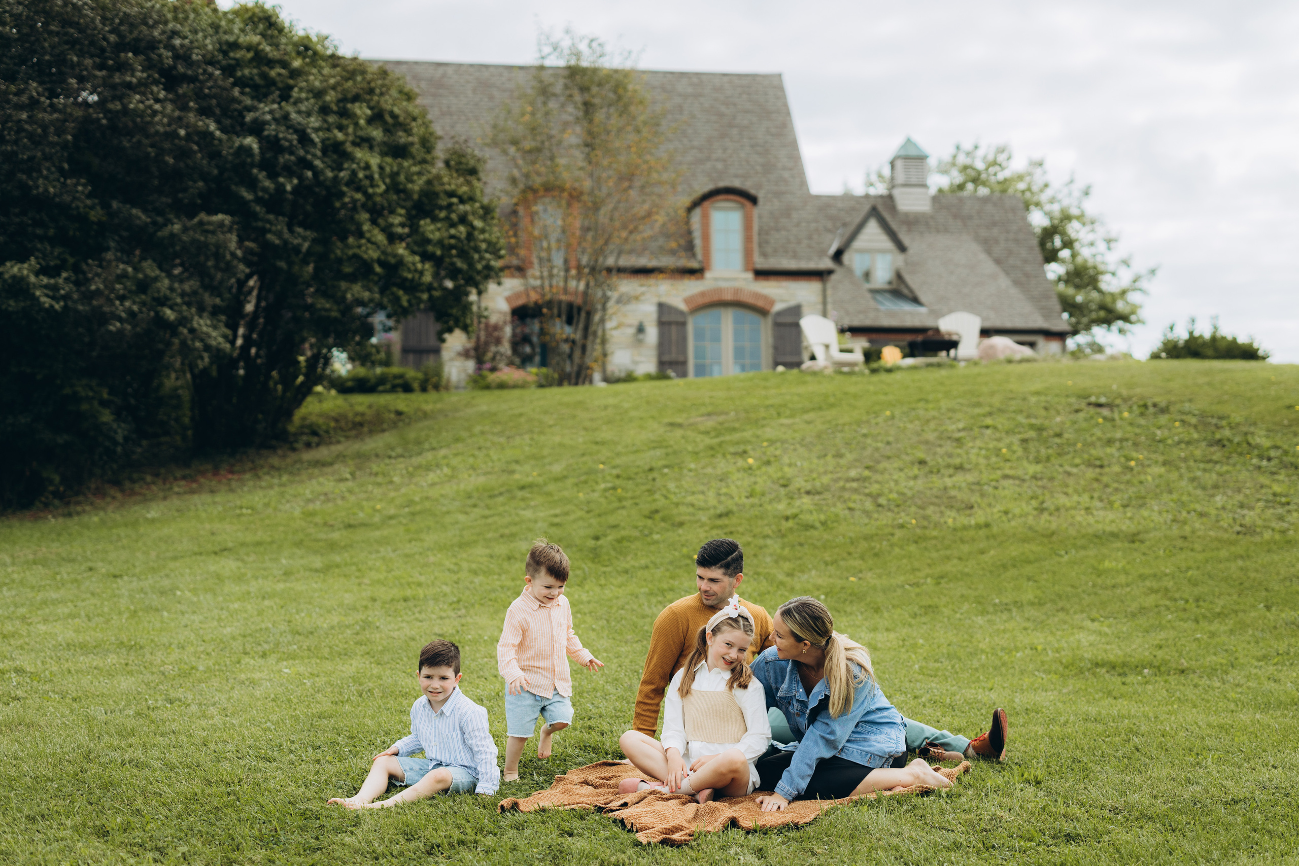 Fall family session. Wedding Photographer Toronto