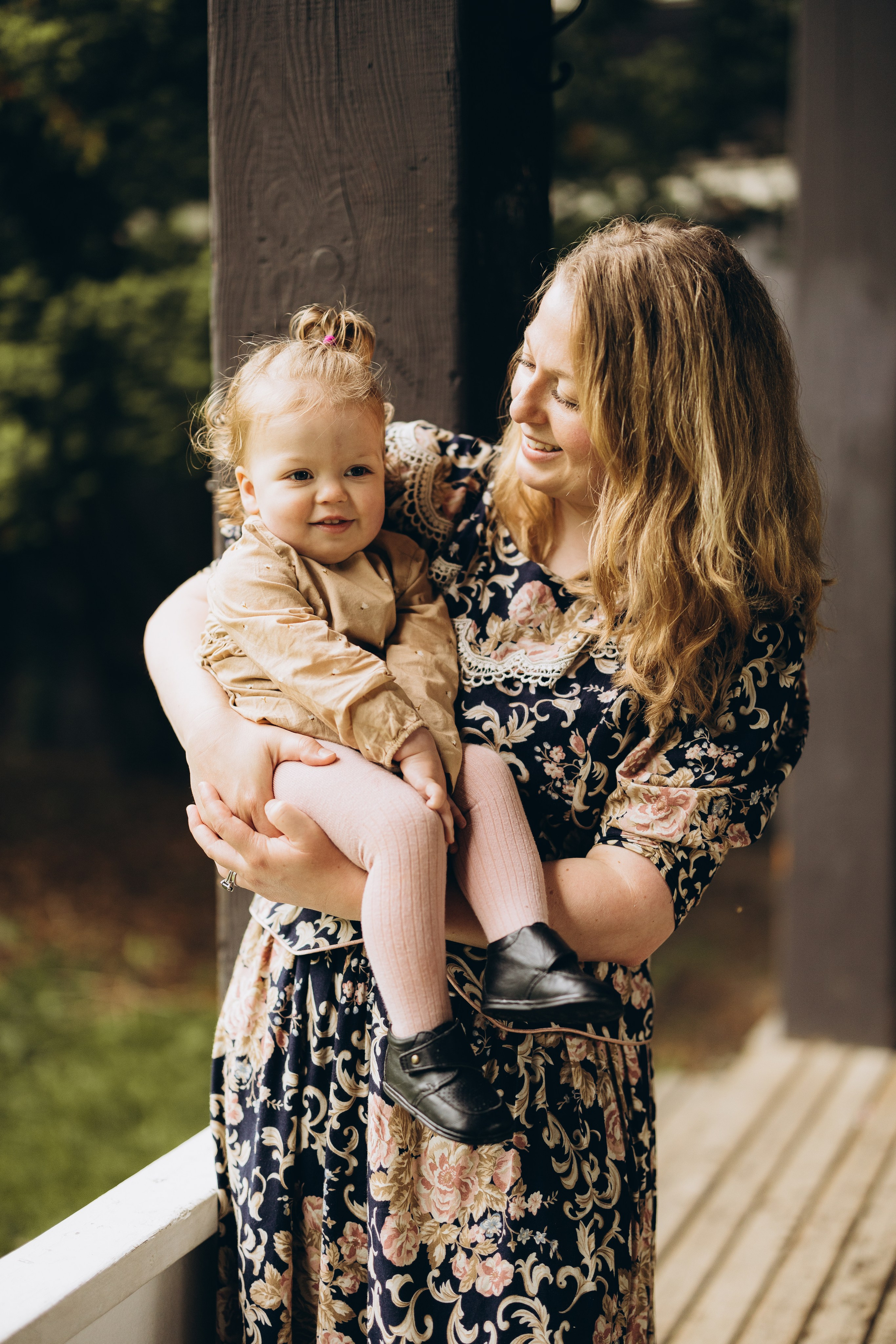 Under the rain. Wedding Photographer Toronto