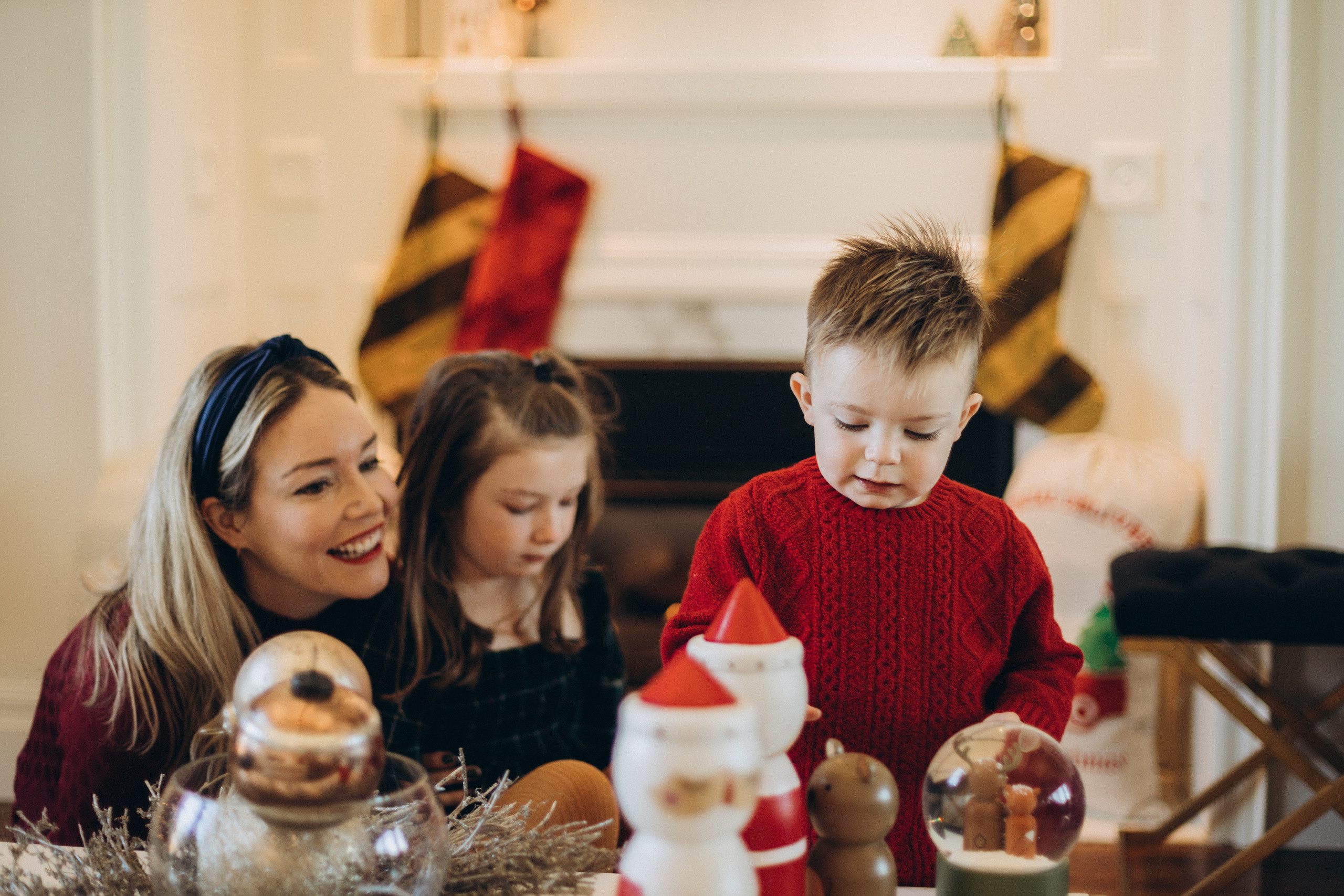 Christmas family time. Wedding Photographer Toronto