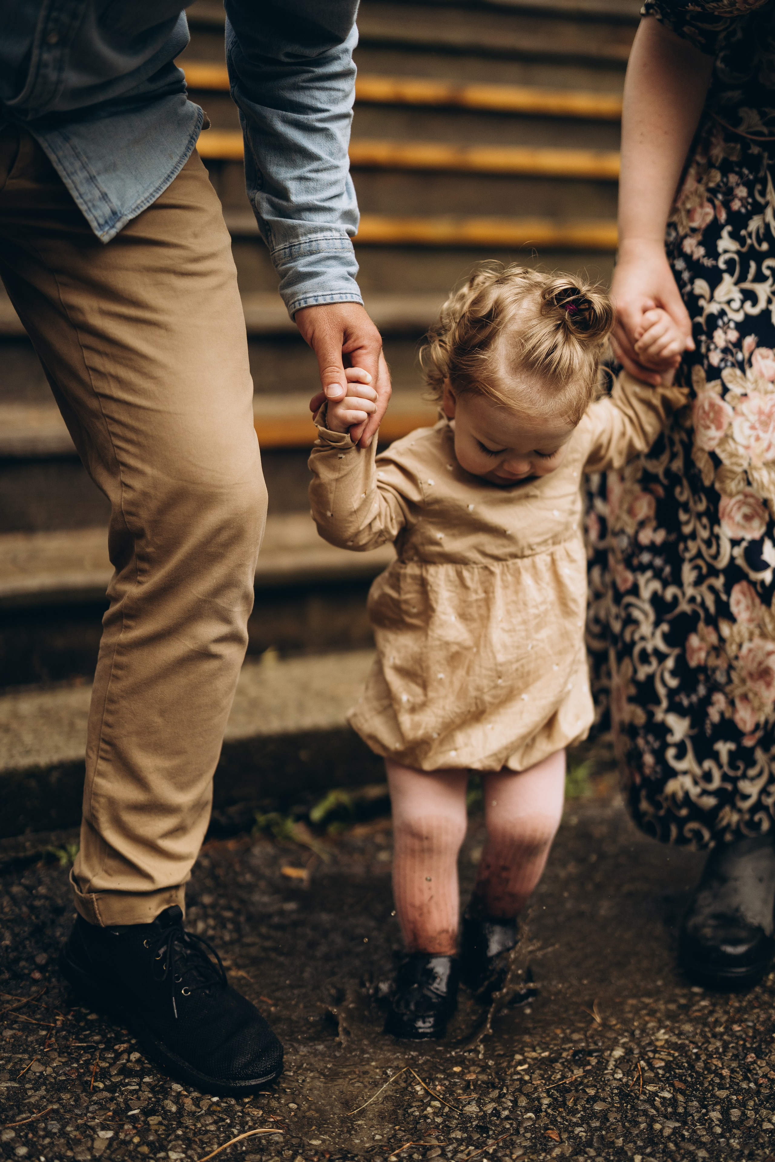Under the rain. Wedding Photographer Toronto