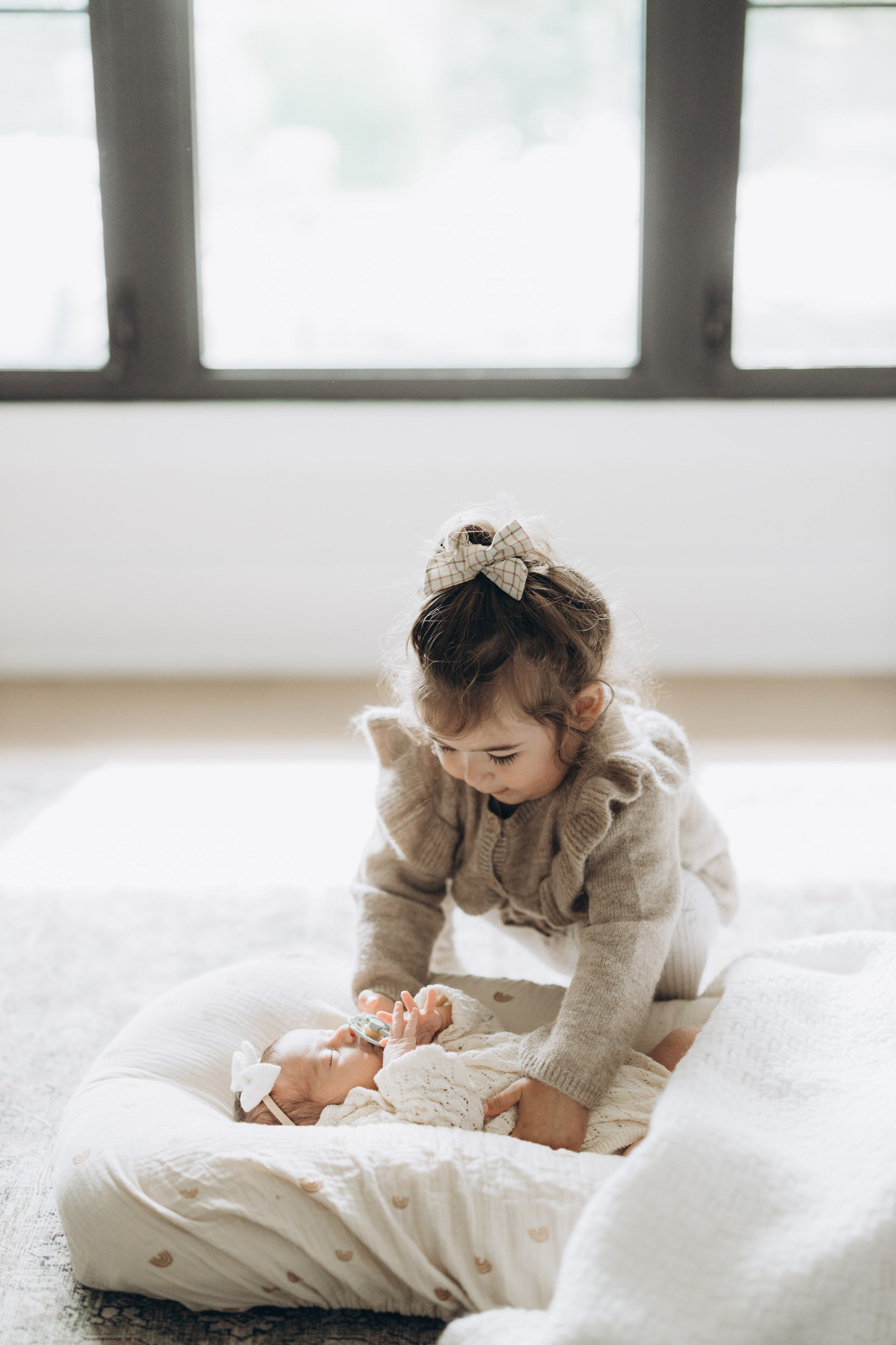 Newborn/family photo session. Wedding Photographer Toronto
