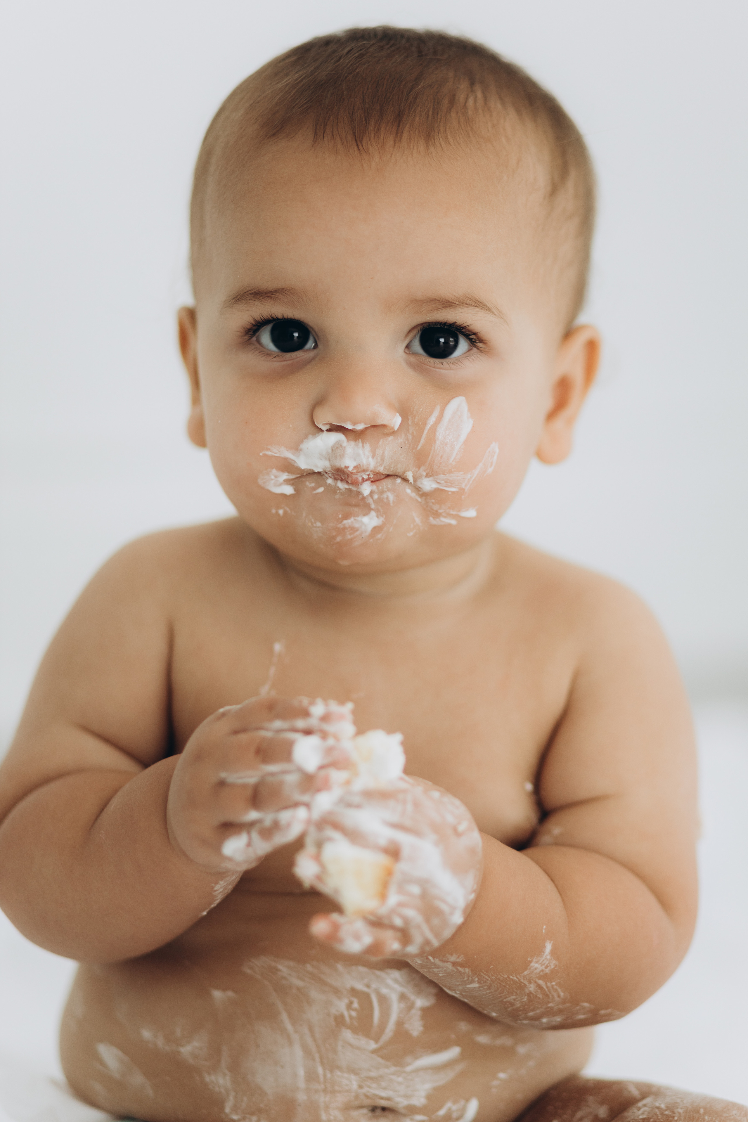 Cake smash. Wedding Photographer Toronto
