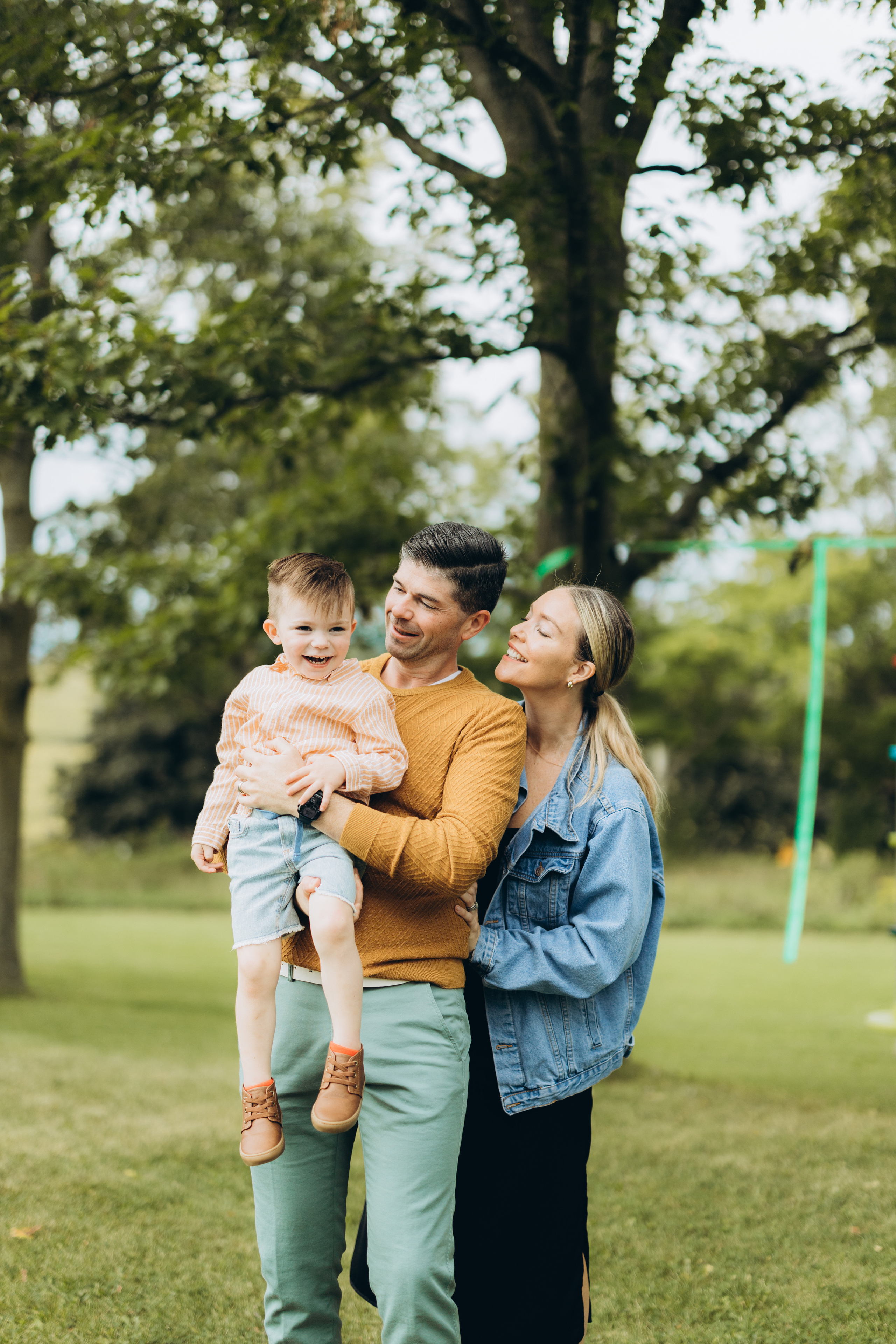 Fall family session. Wedding Photographer Toronto