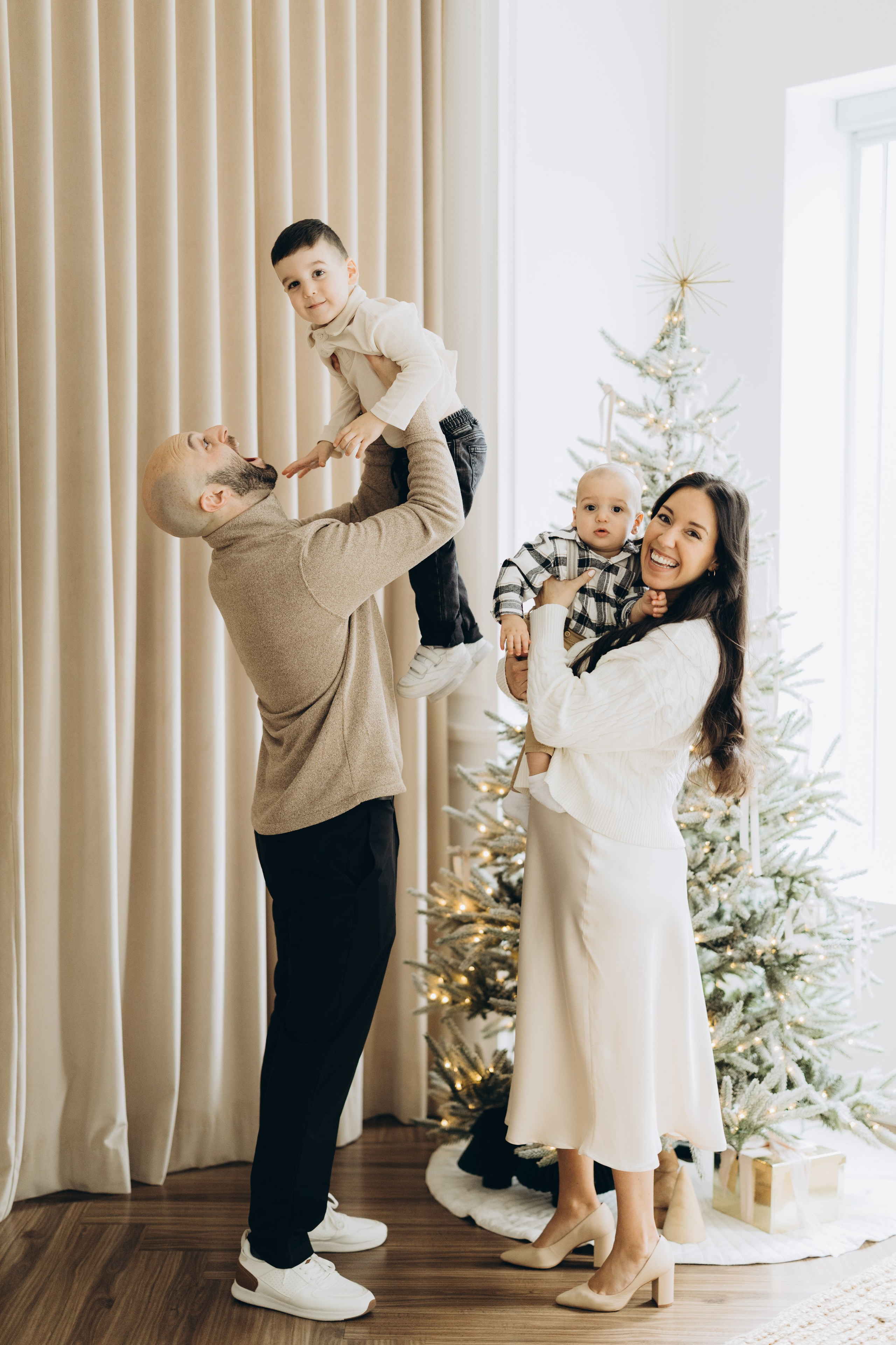 Christmas 2024. Wedding Photographer Toronto