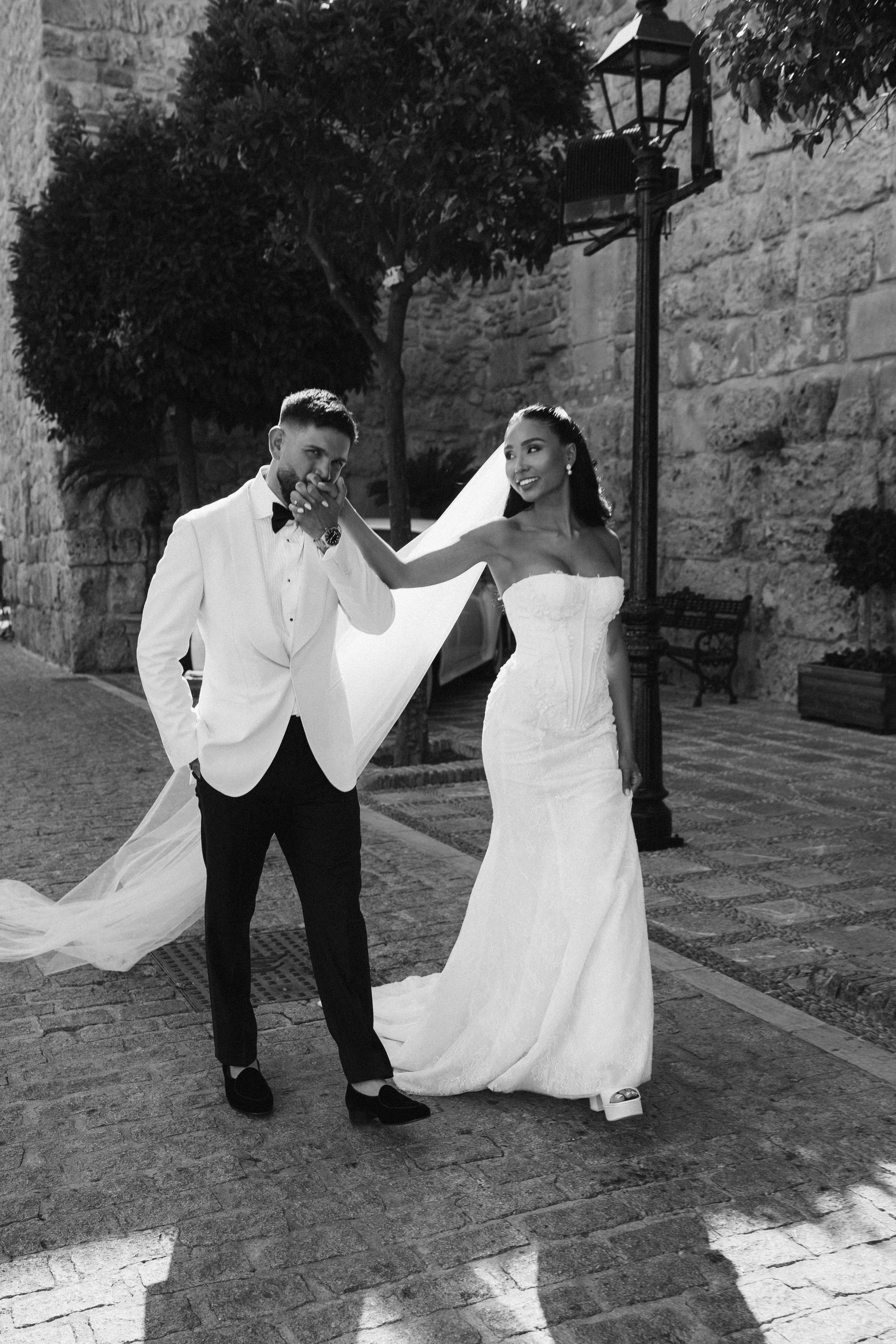 M&M (Spain). Wedding Photographer Toronto