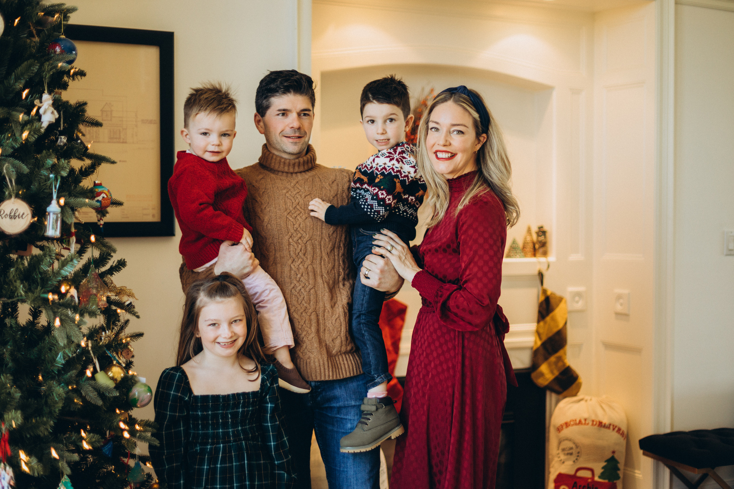 Christmas family time. Wedding Photographer Toronto