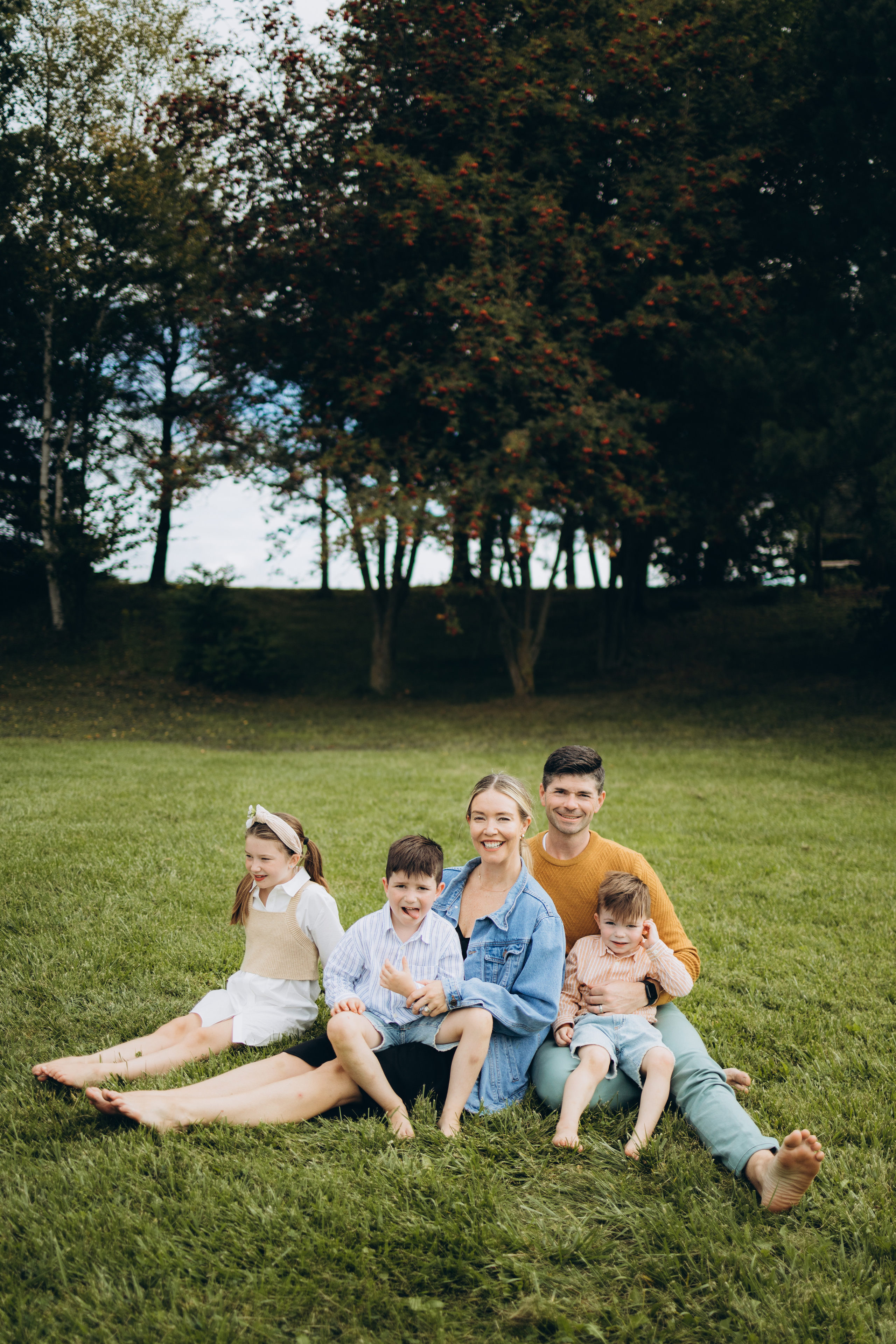 Fall family session. Wedding Photographer Toronto