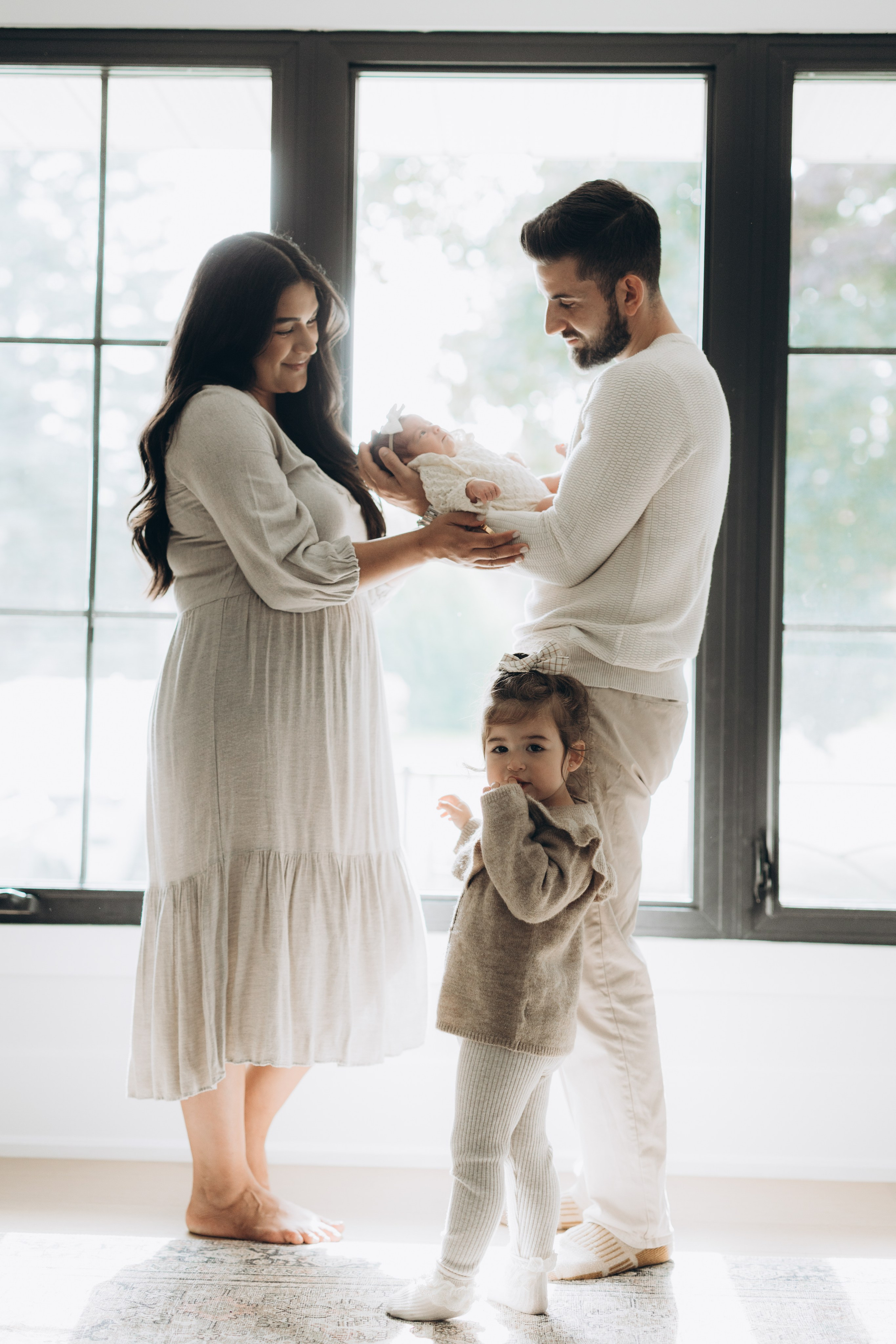 Newborn/family photo session. Wedding Photographer Toronto