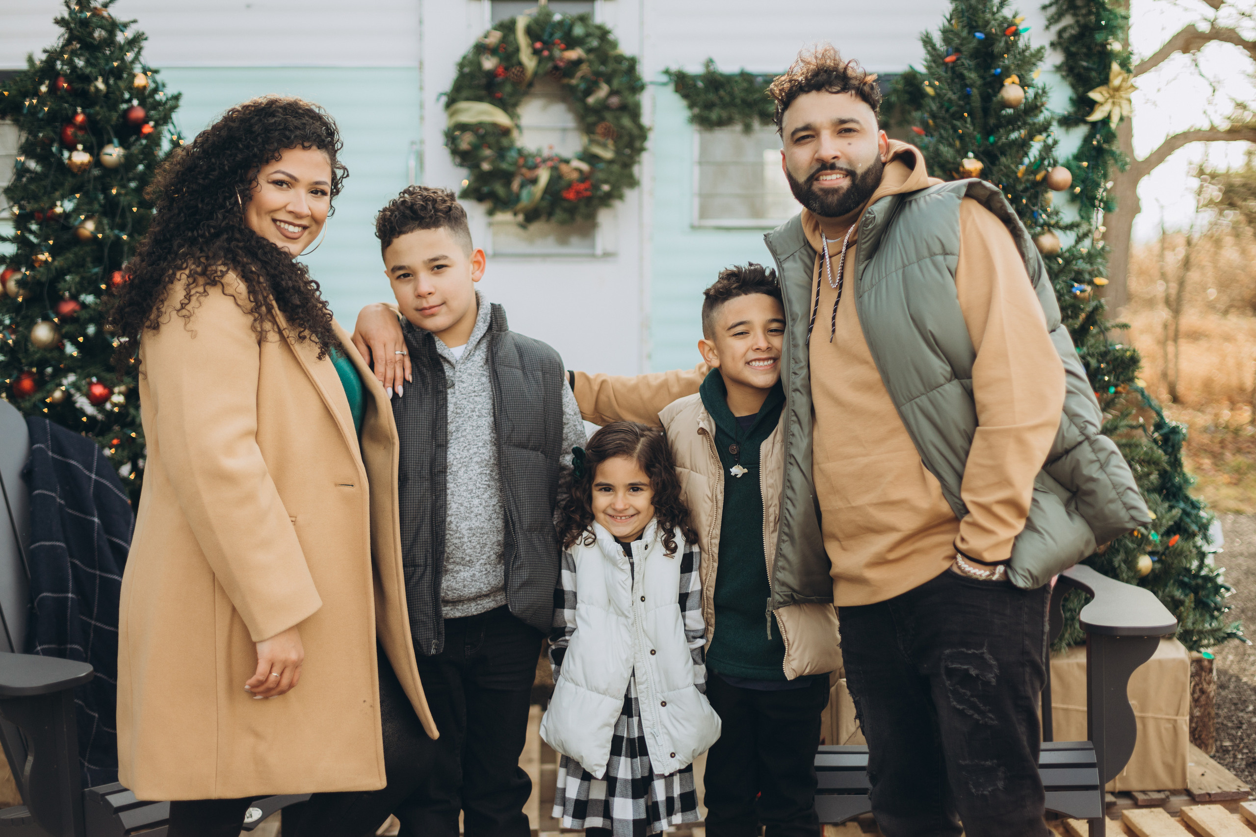 Christmas mini session. Wedding Photographer Toronto