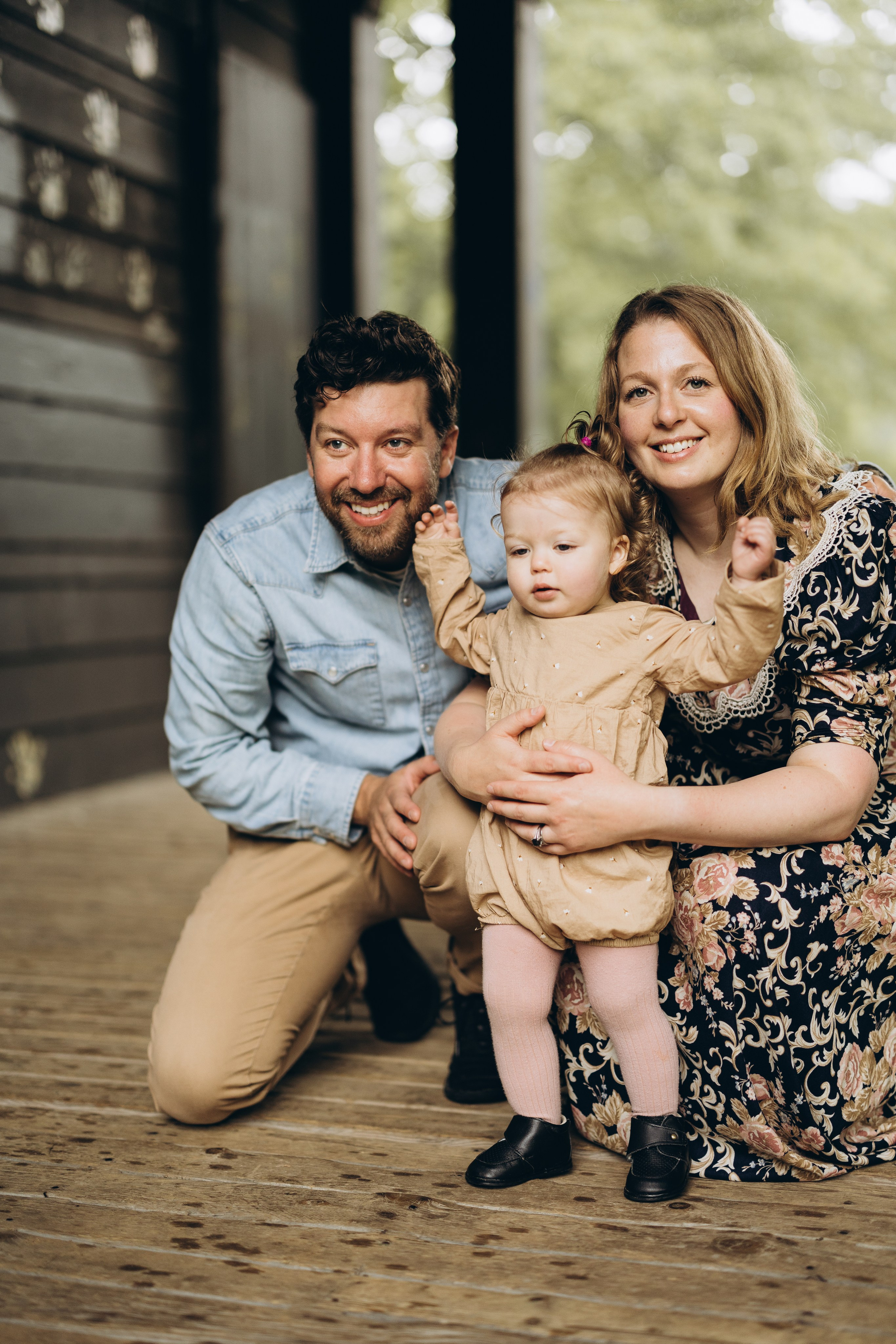 Under the rain. Wedding Photographer Toronto