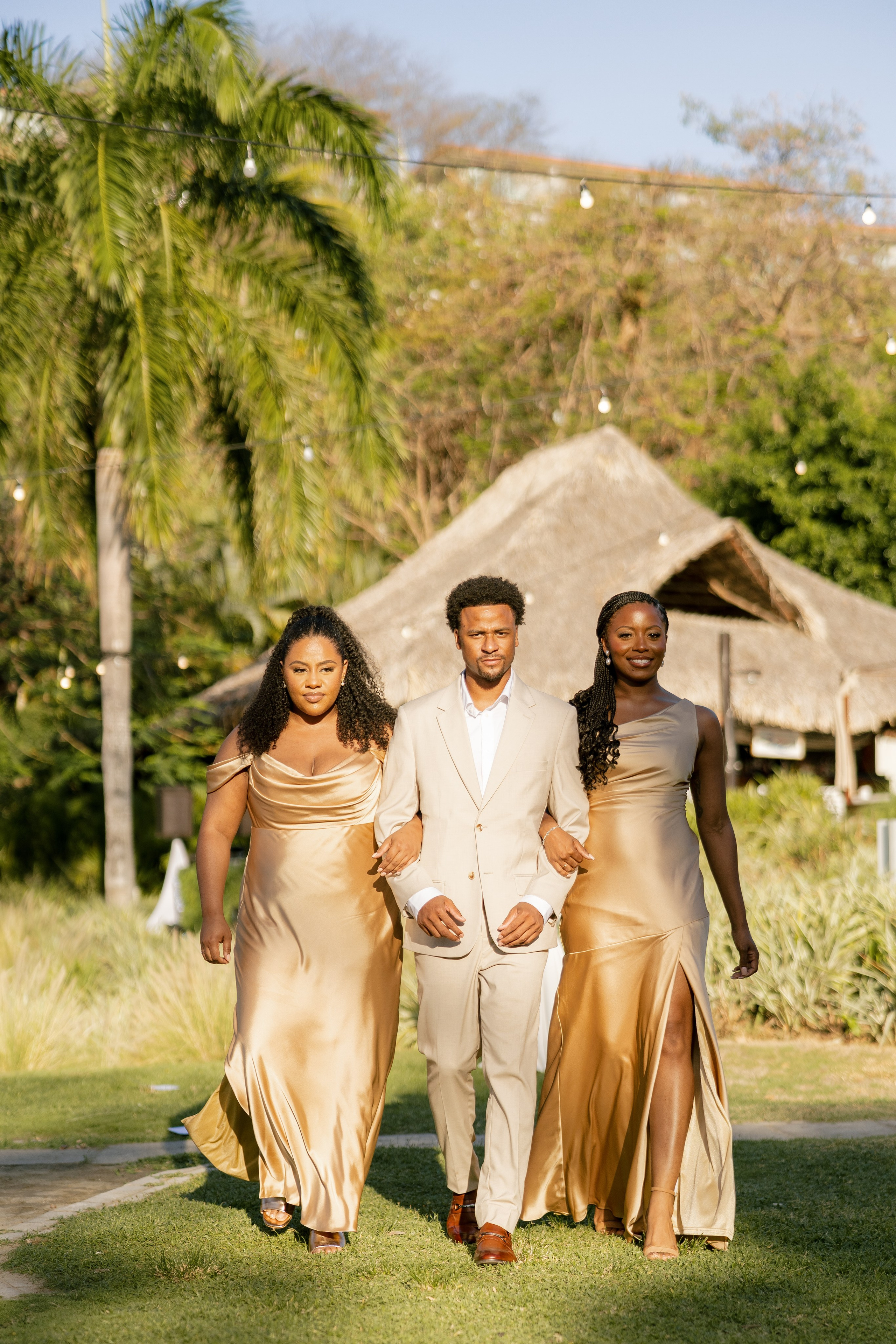 Ashley&Matt (Costa Rica). Wedding Photographer Toronto