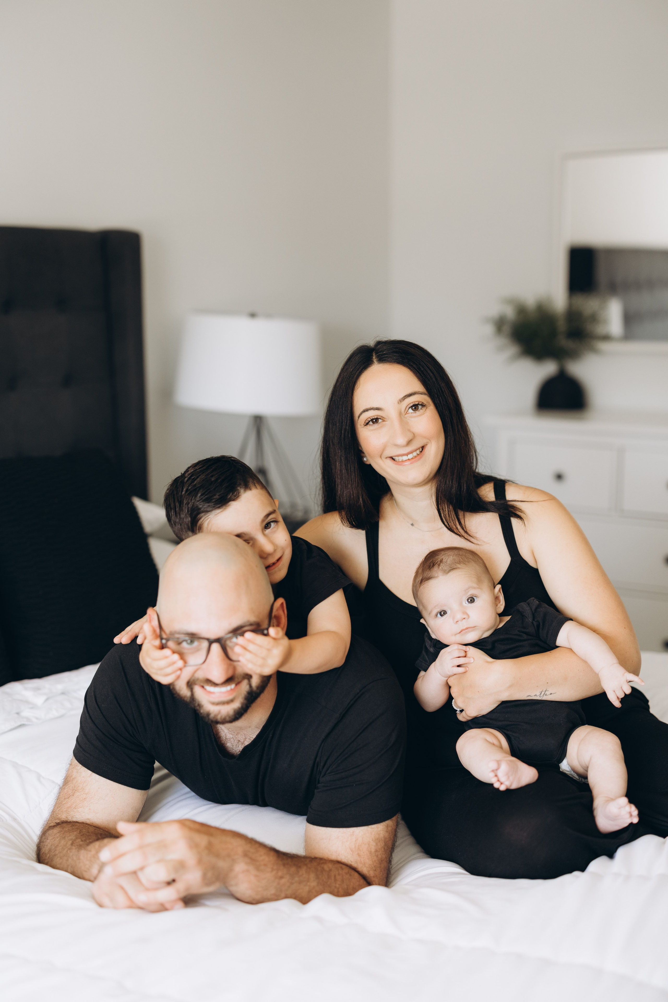 Sima family. Wedding Photographer Toronto