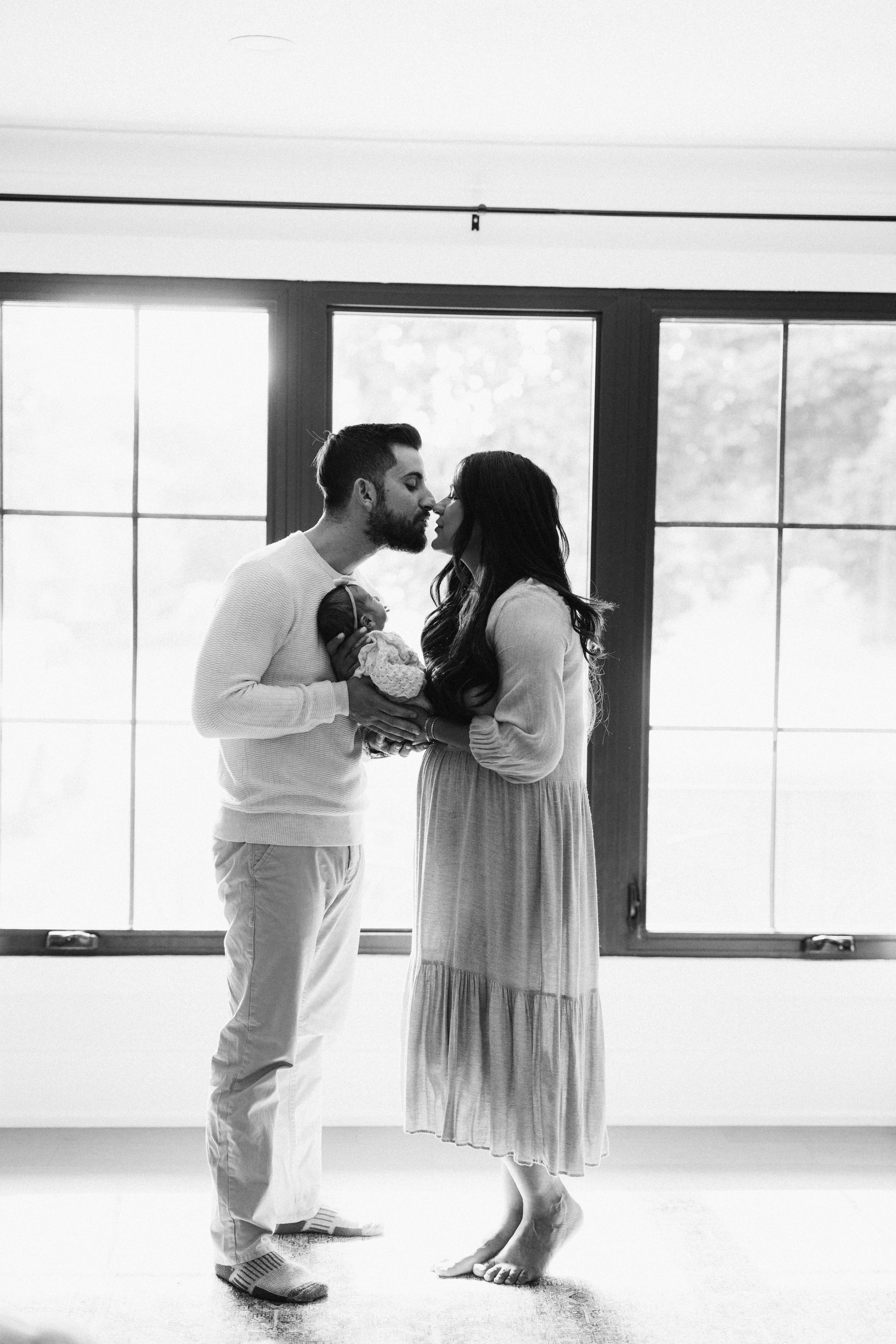Newborn/family photo session. Wedding Photographer Toronto