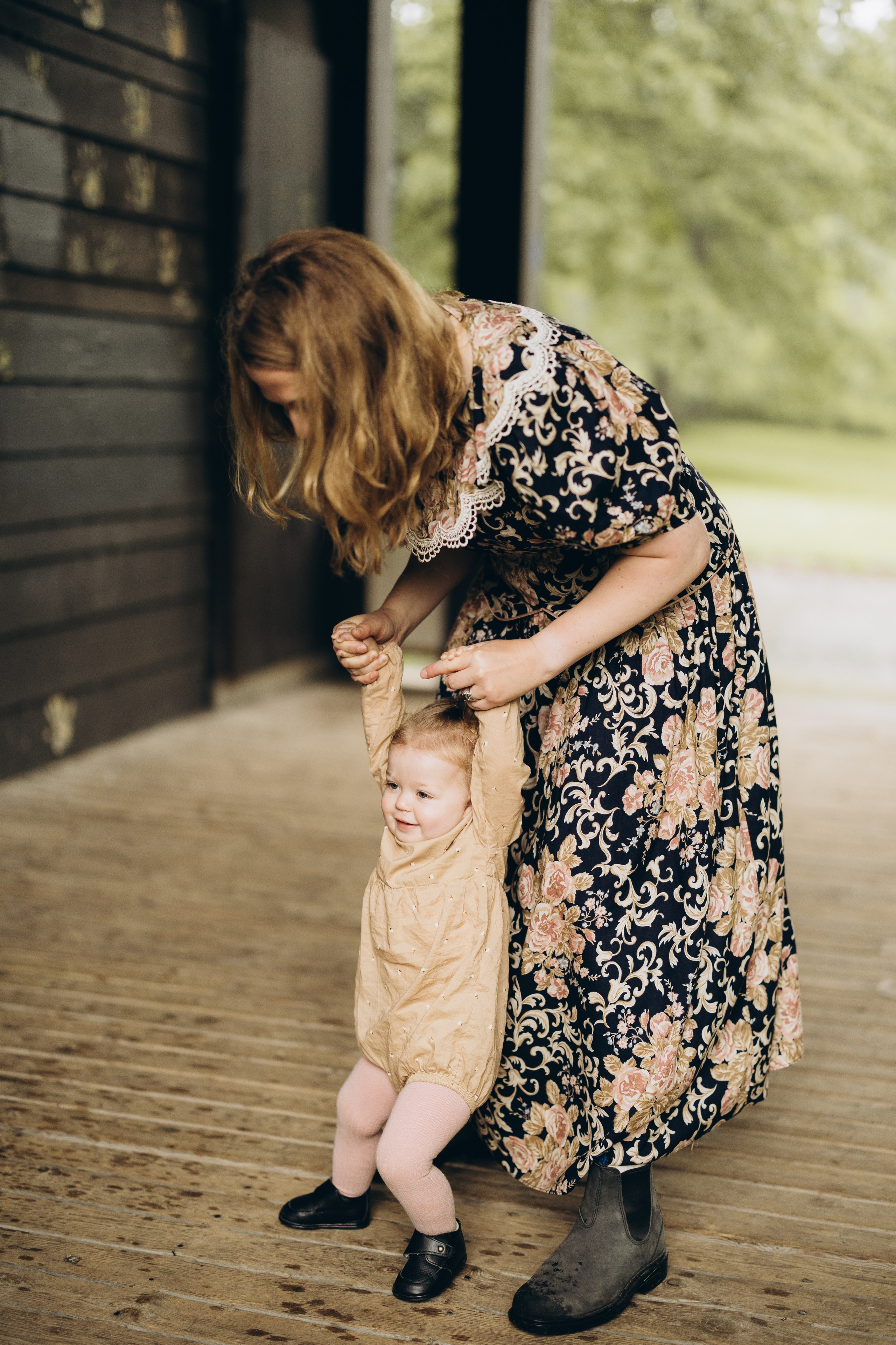 Under the rain. Wedding Photographer Toronto