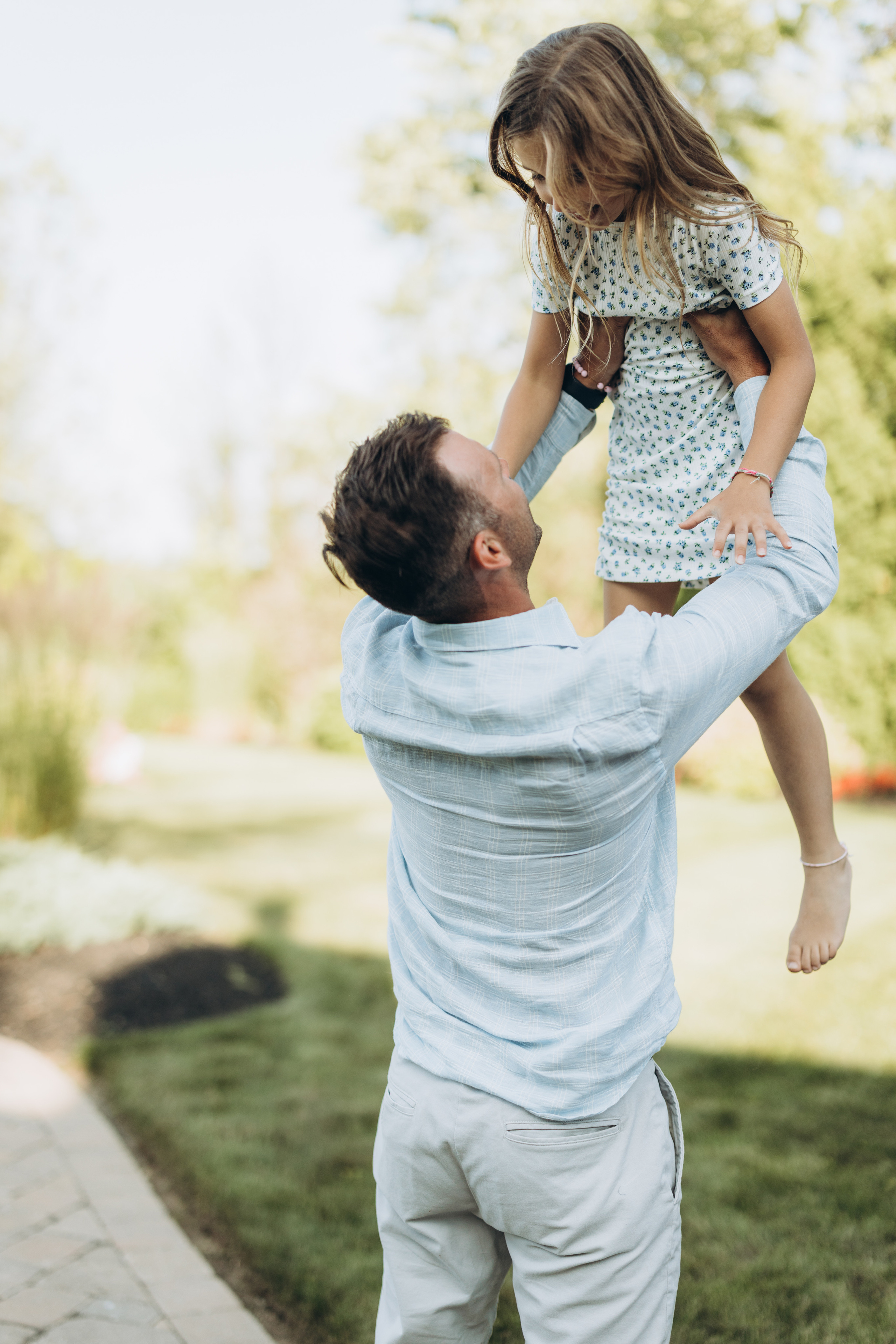Family time. Wedding Photographer Toronto