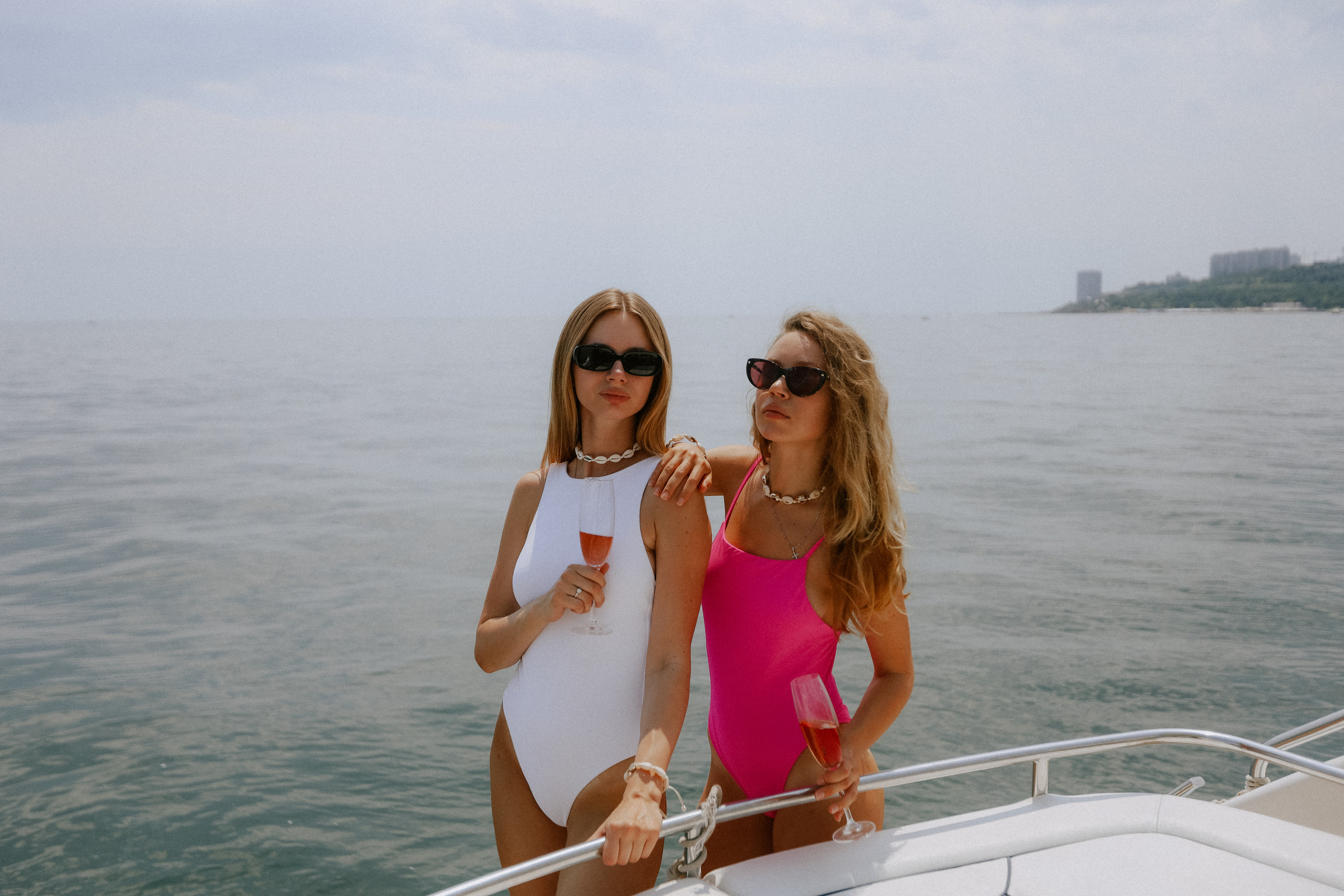 Yacht party. Wedding Photographer Toronto