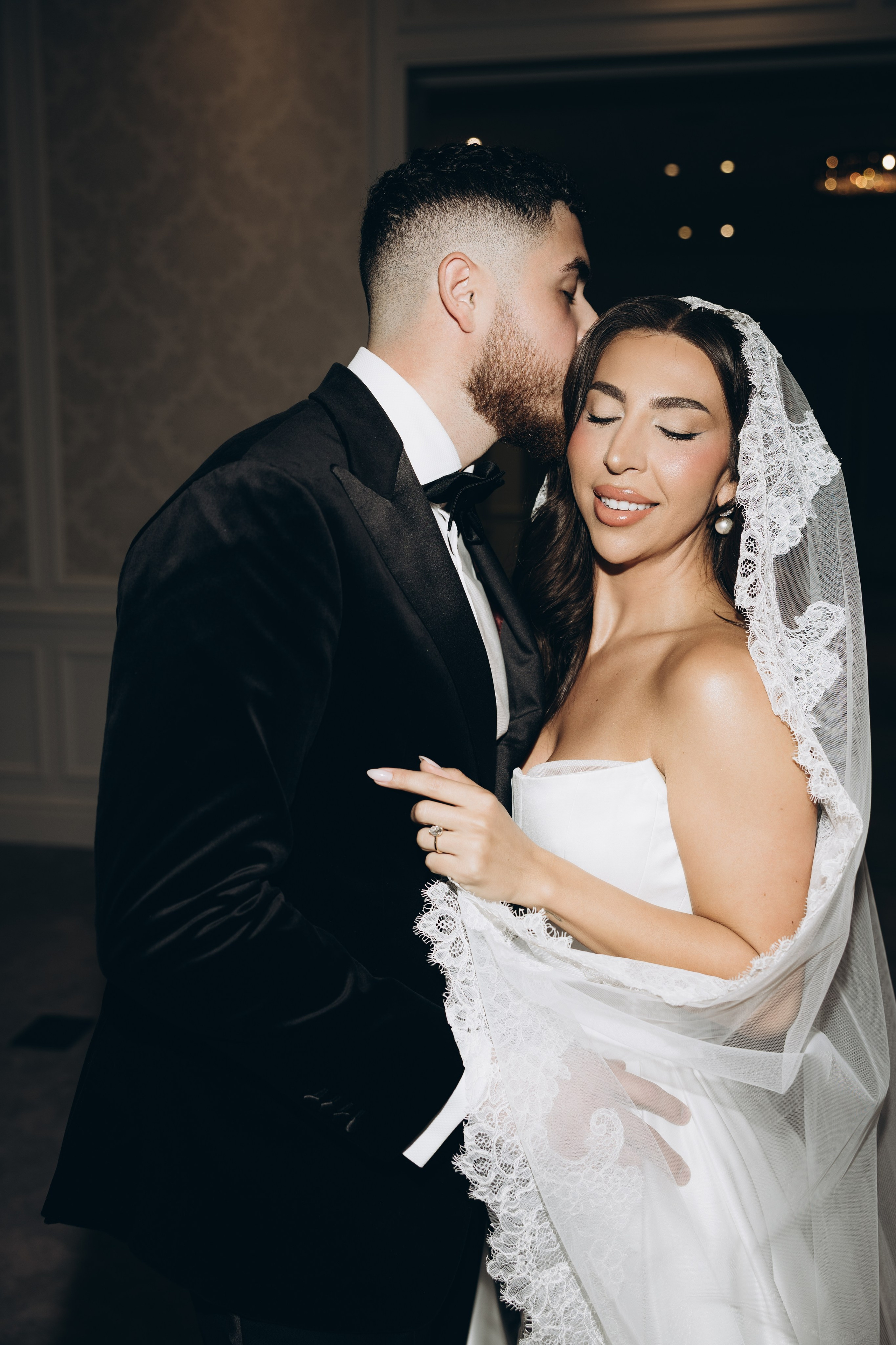 E&J Canoe. Wedding Photographer Toronto