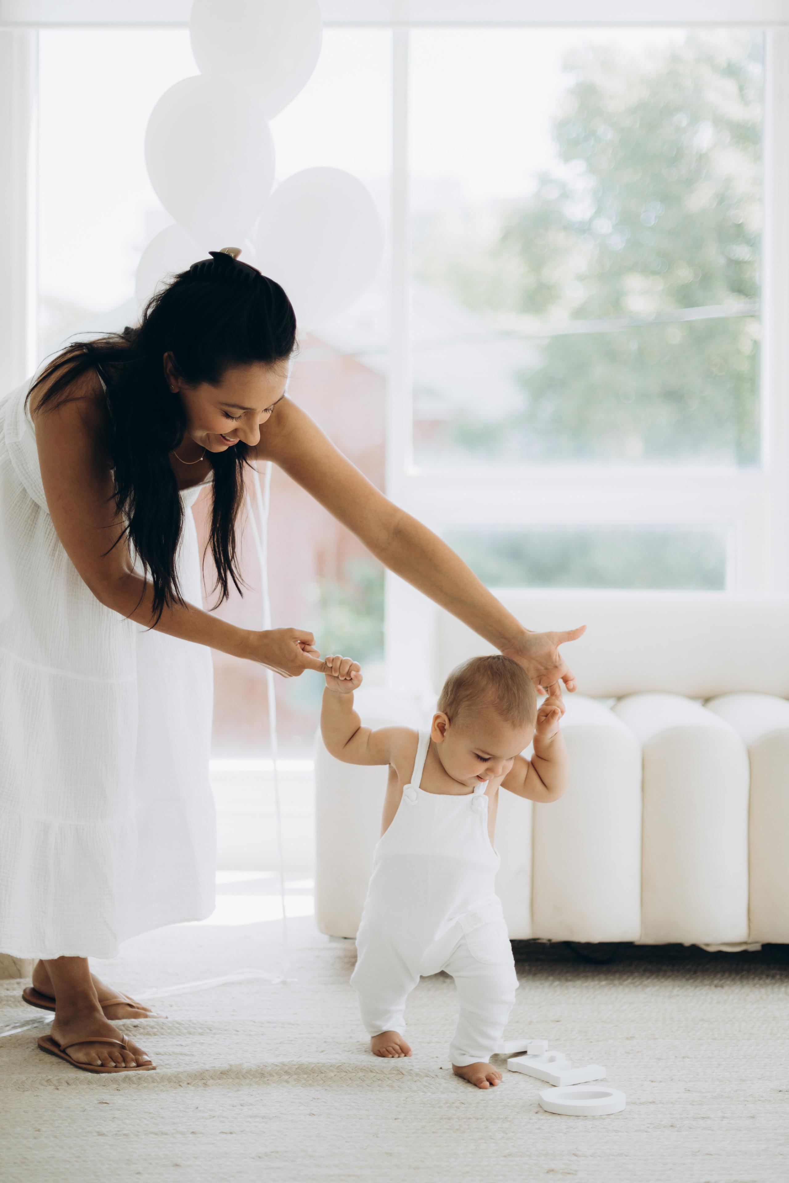 Cake smash. Wedding Photographer Toronto