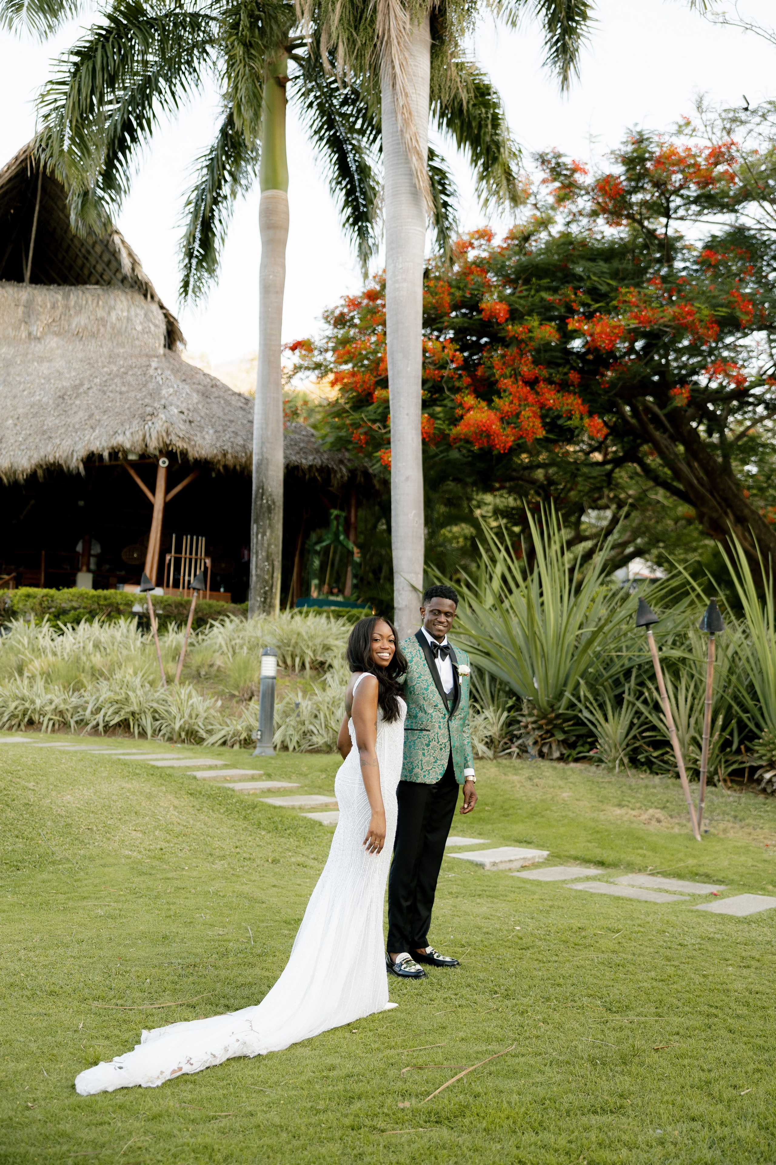 Ashley&Matt (Costa Rica). Wedding Photographer Toronto