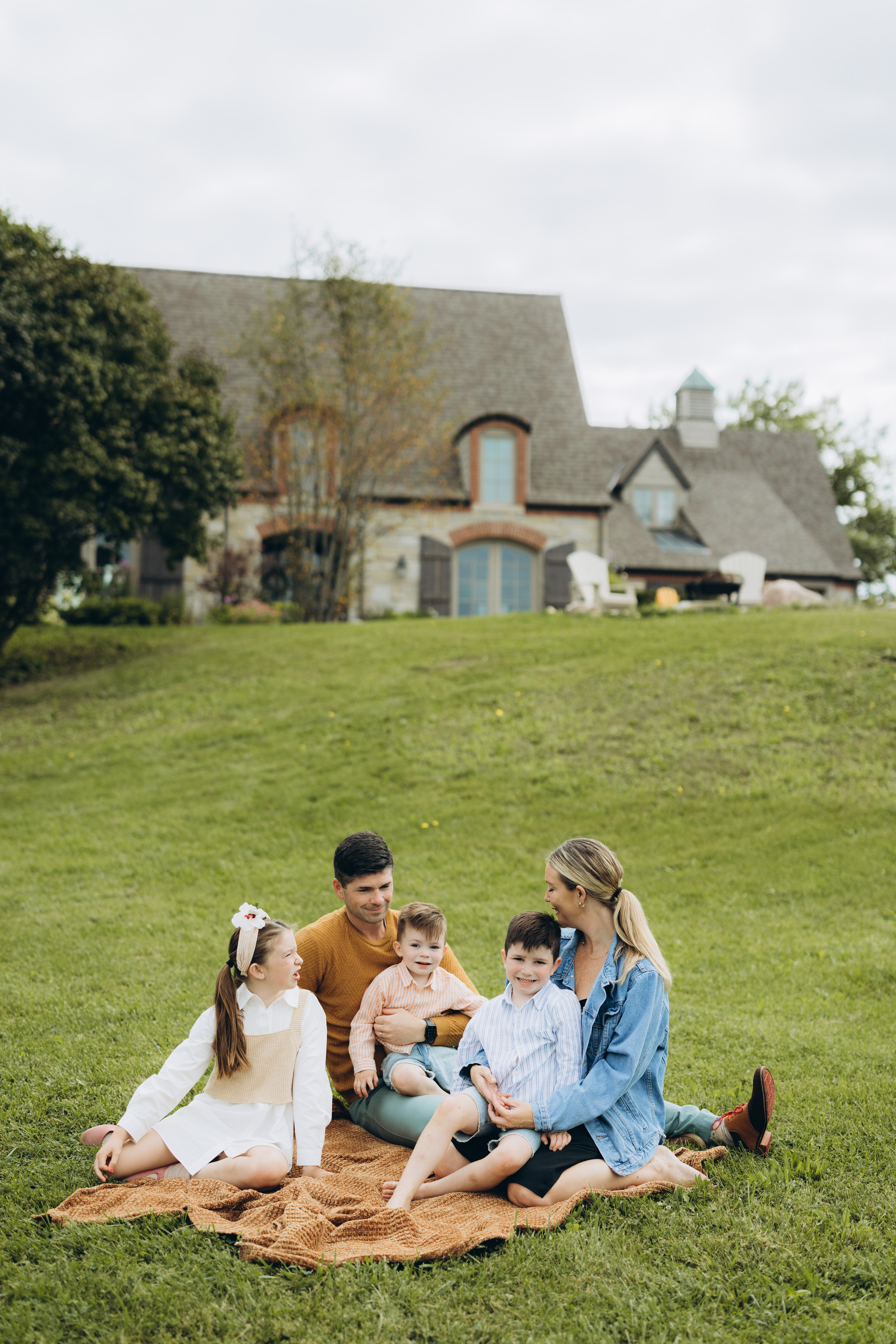 Fall family session. Wedding Photographer Toronto