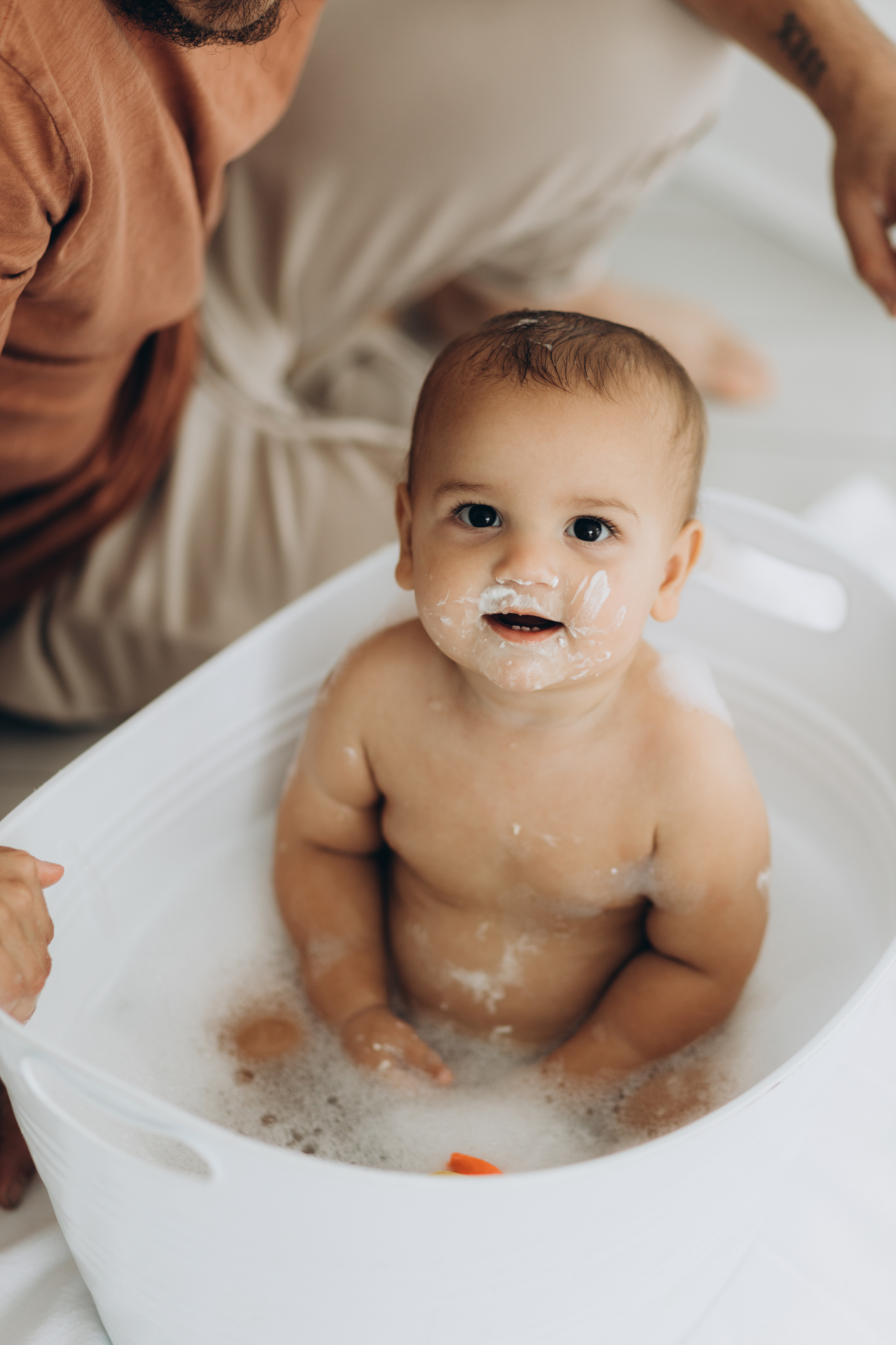 Cake smash. Wedding Photographer Toronto