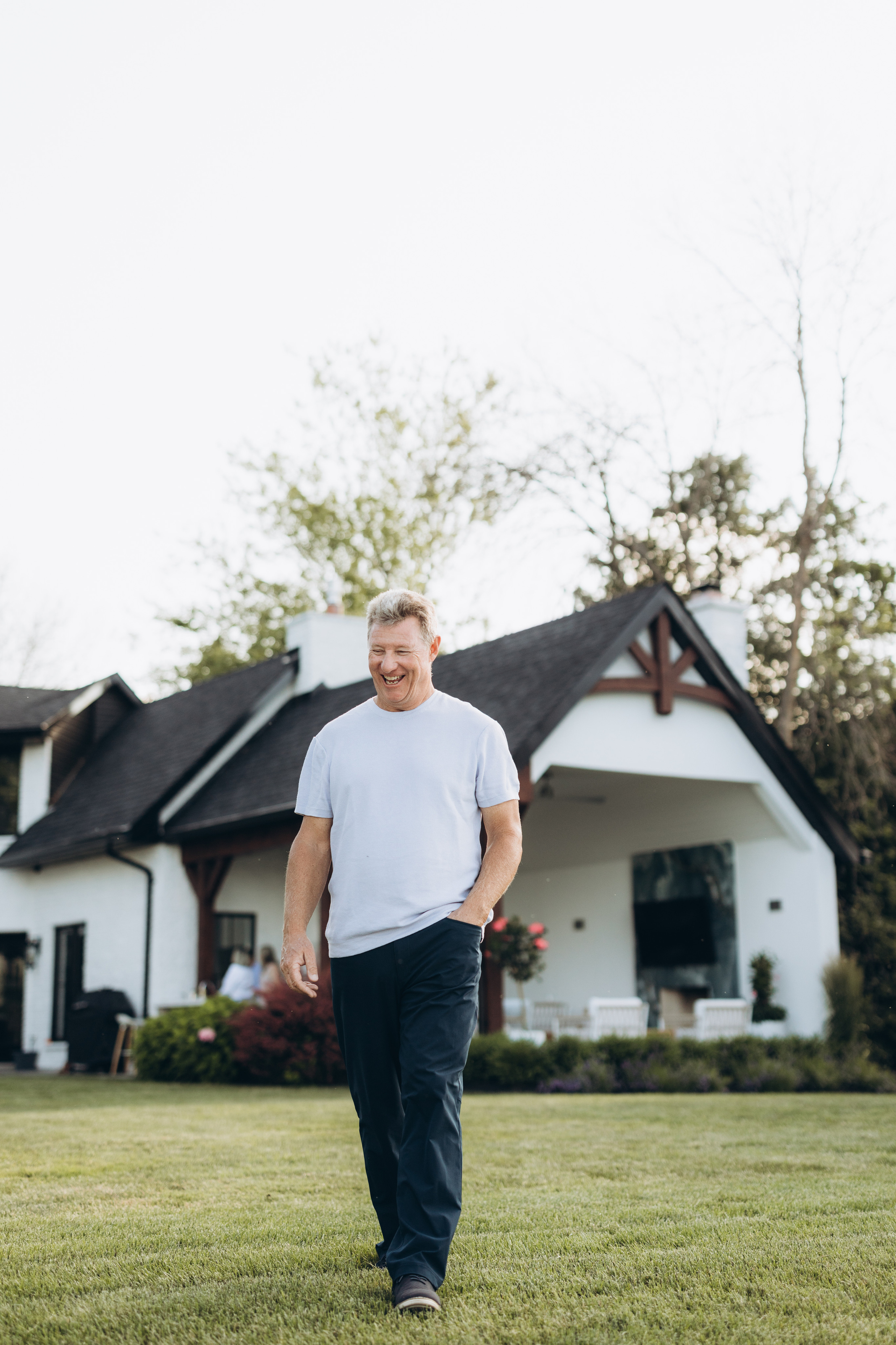 Family time. Wedding Photographer Toronto