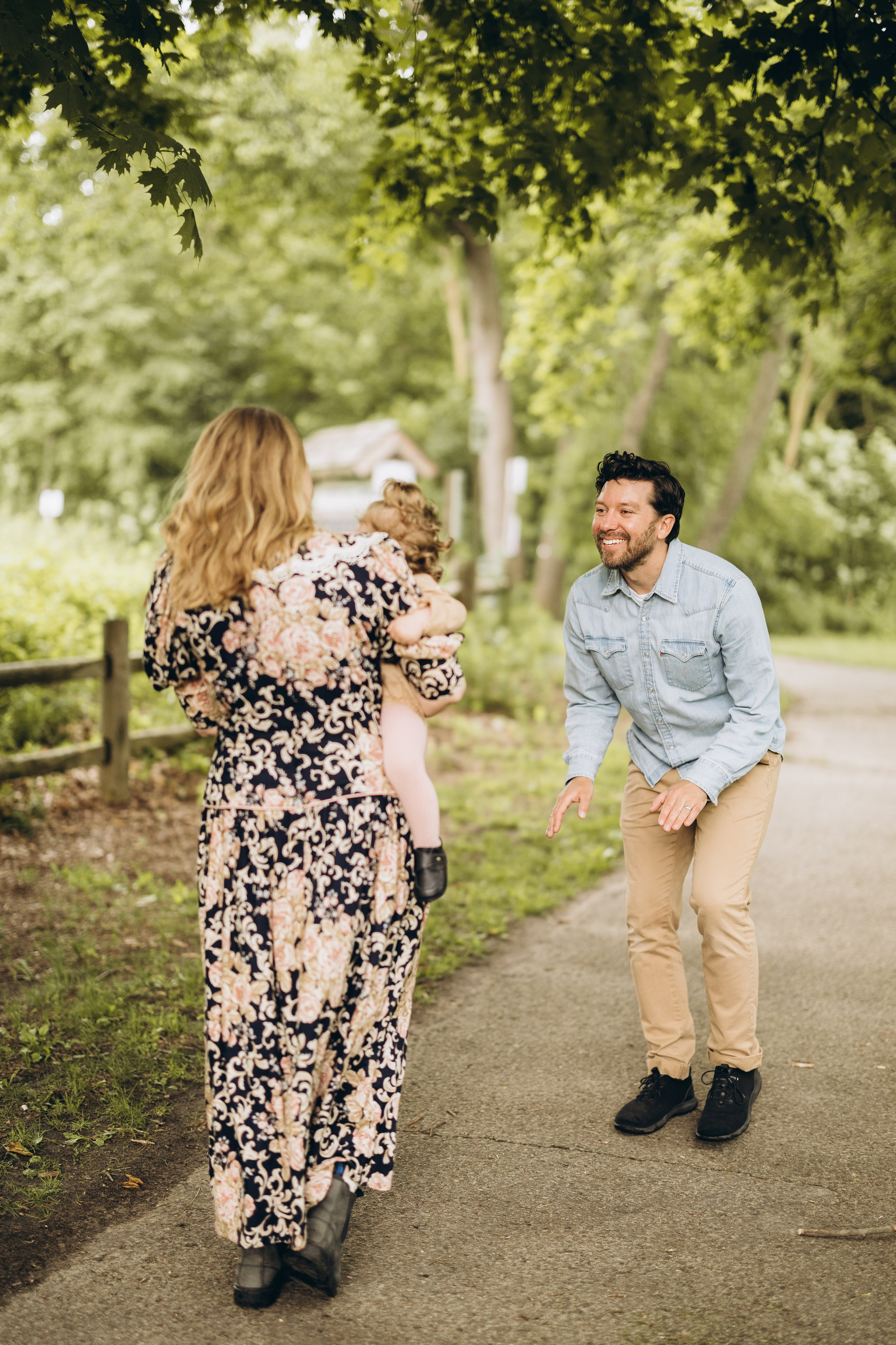 Under the rain. Wedding Photographer Toronto