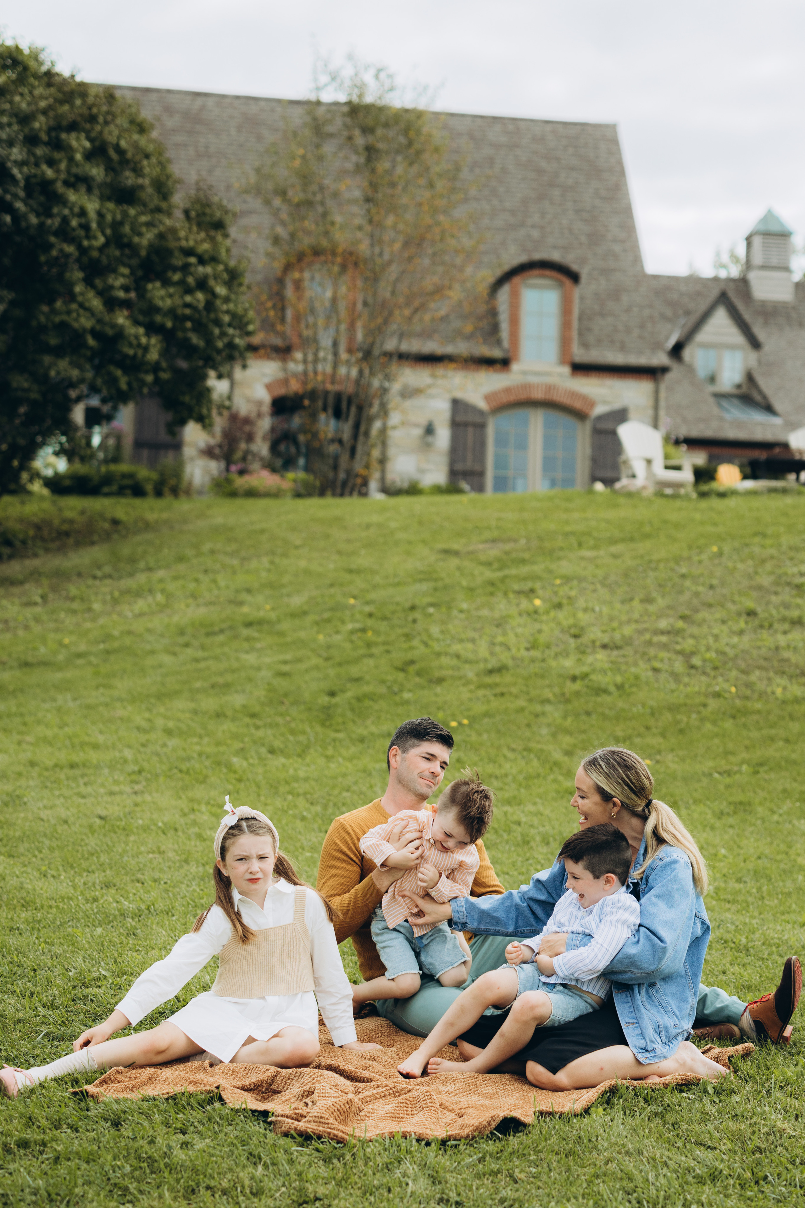 Fall family session. Wedding Photographer Toronto