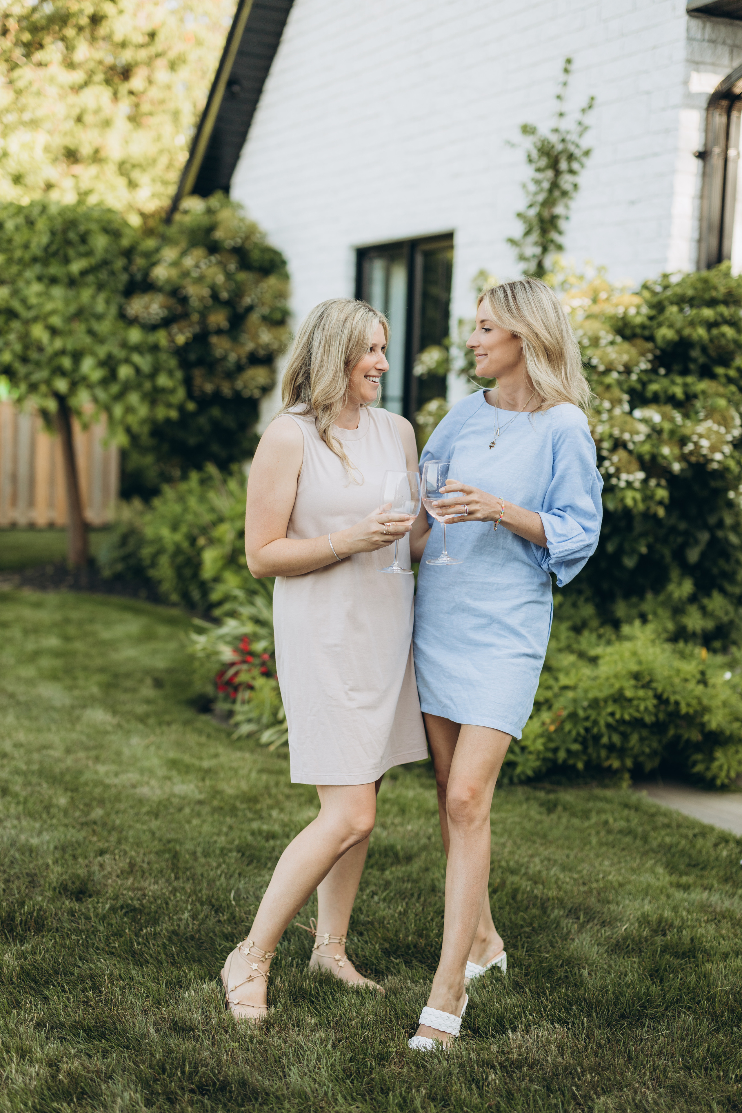 Family time. Wedding Photographer Toronto