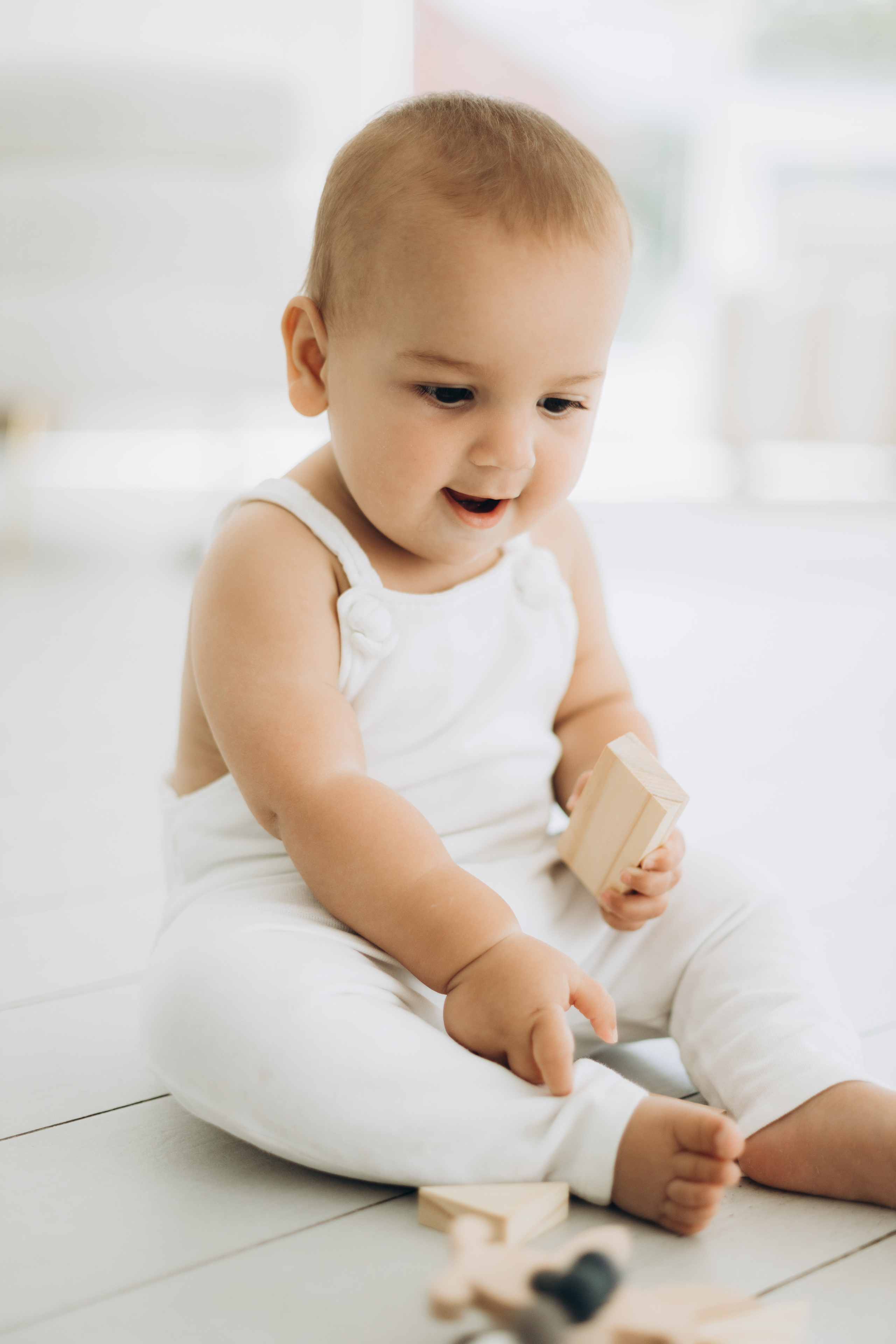 Cake smash. Wedding Photographer Toronto