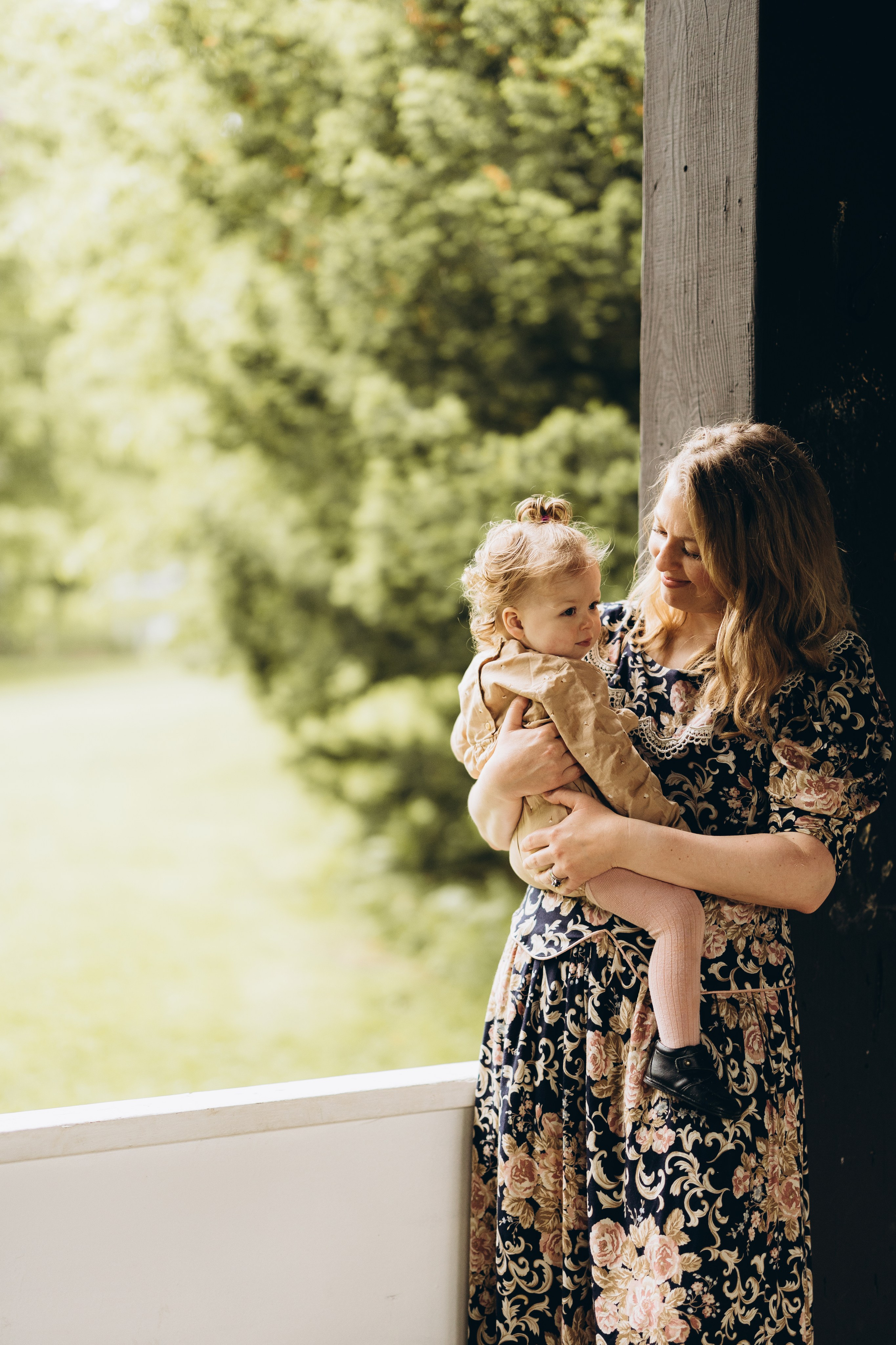 Under the rain. Wedding Photographer Toronto