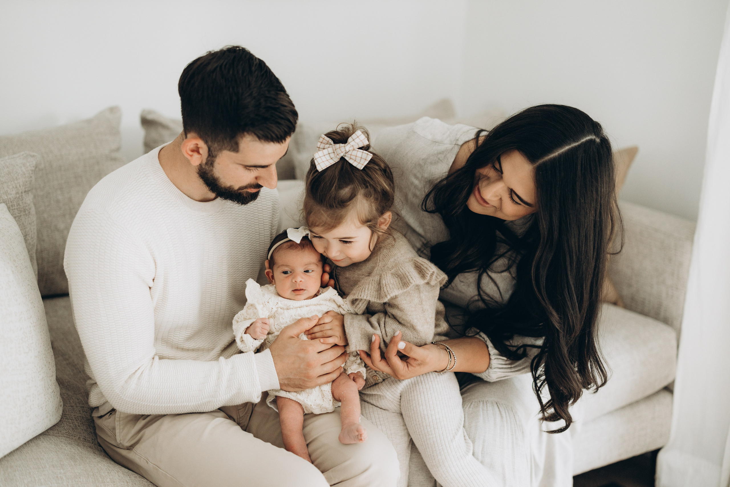 Newborn/family photo session. Wedding Photographer Toronto
