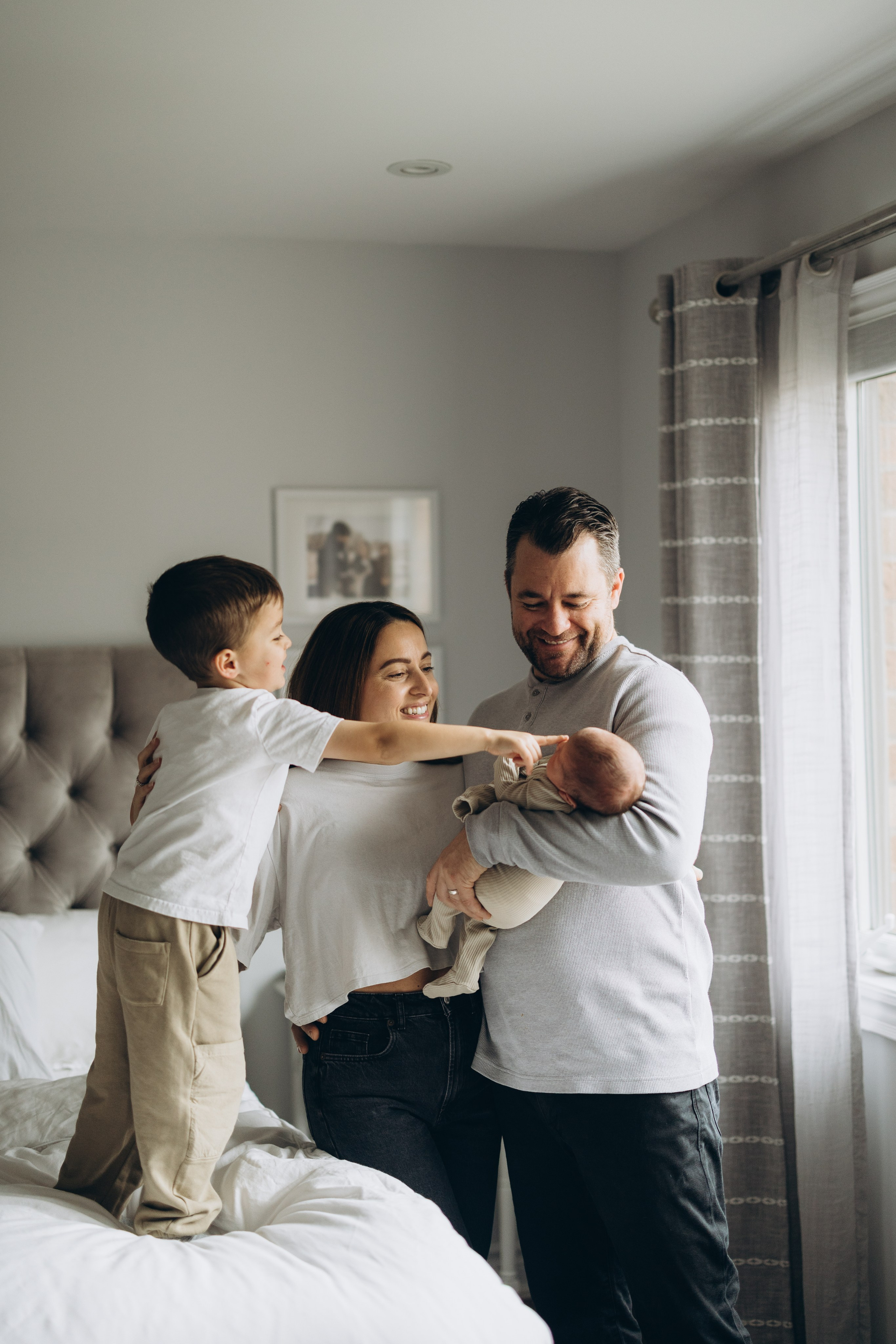 Family photo session. Wedding Photographer Toronto