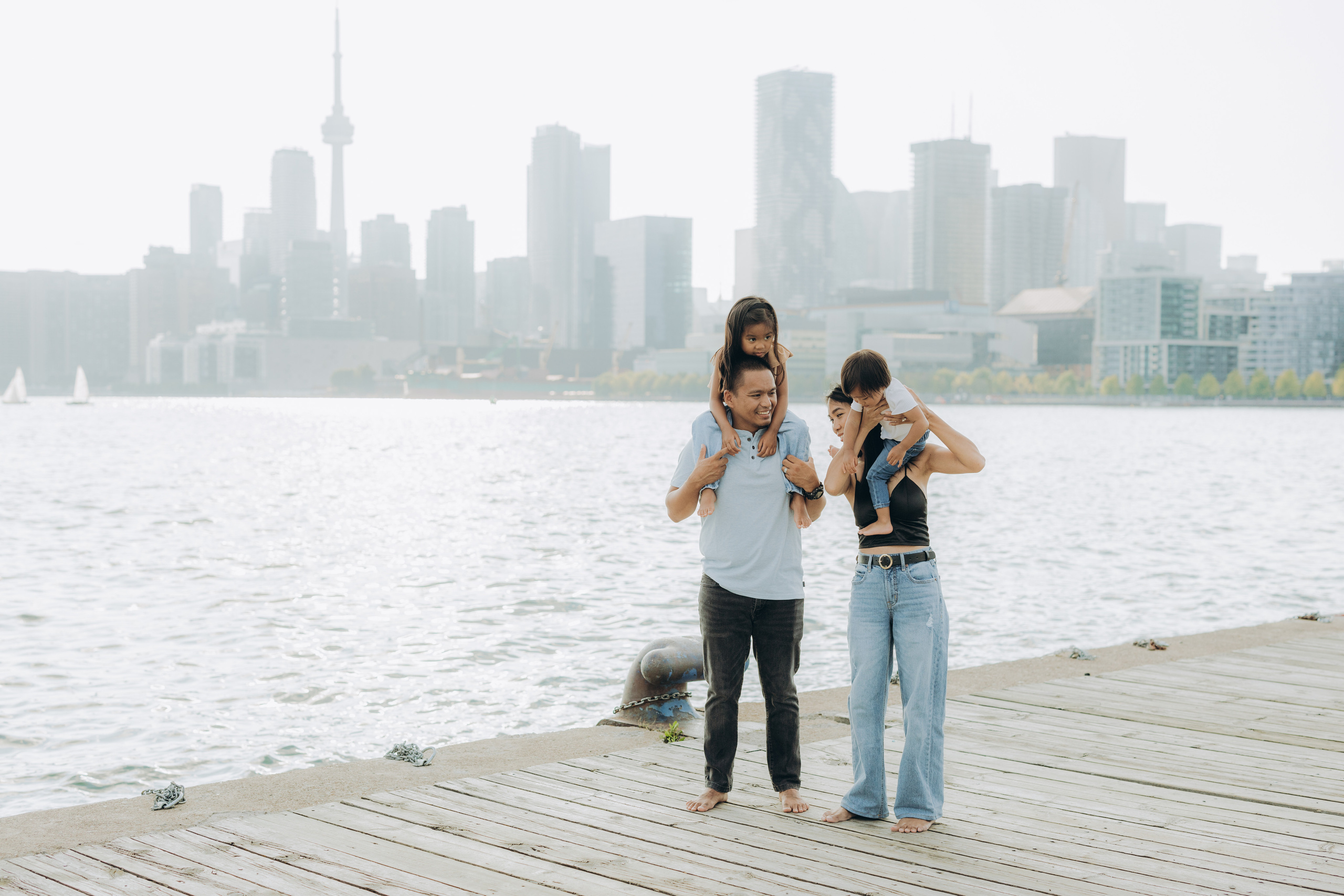 Family session in Toronto. Wedding Photographer Toronto
