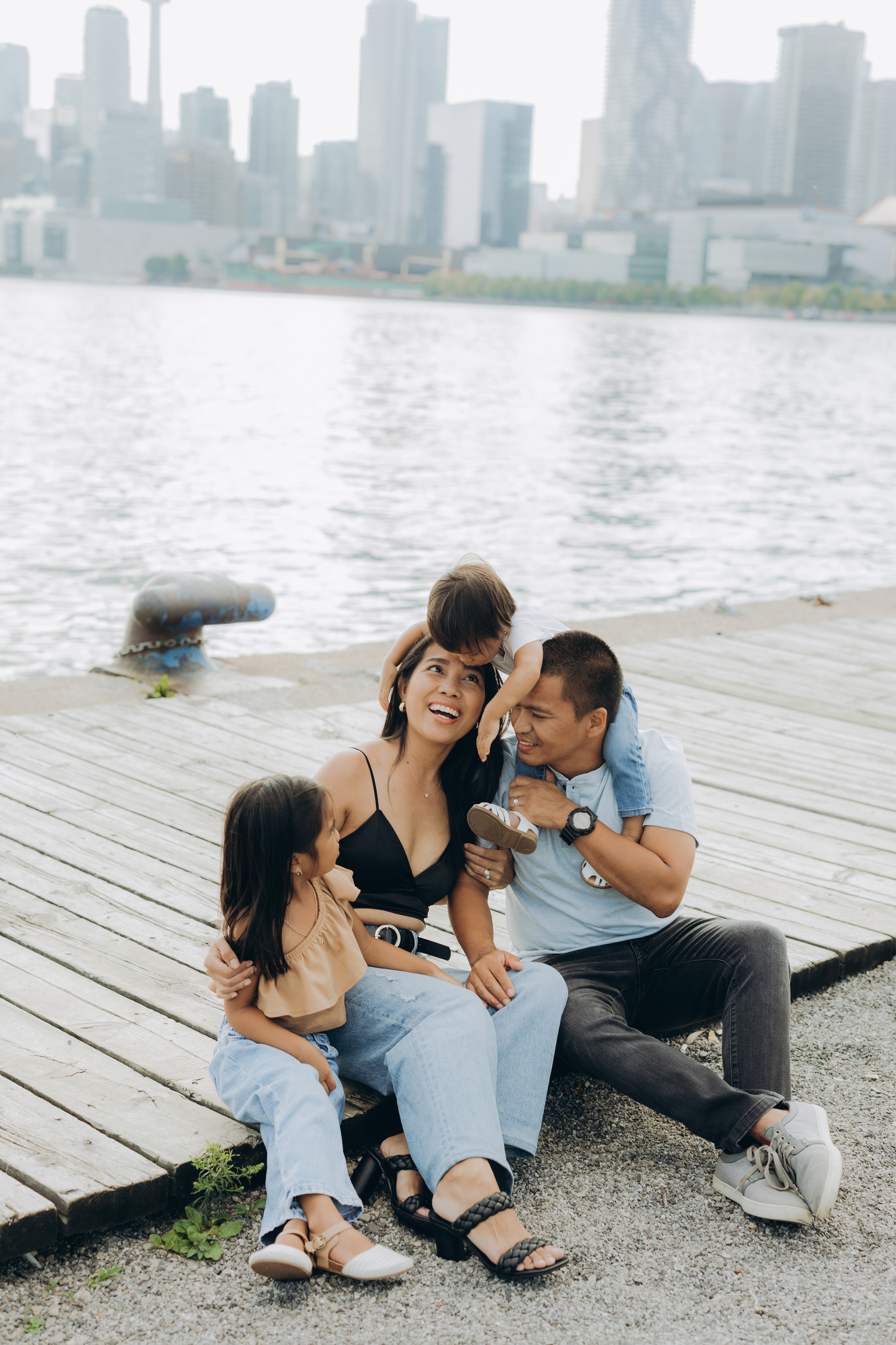Family session in Toronto. Wedding Photographer Toronto