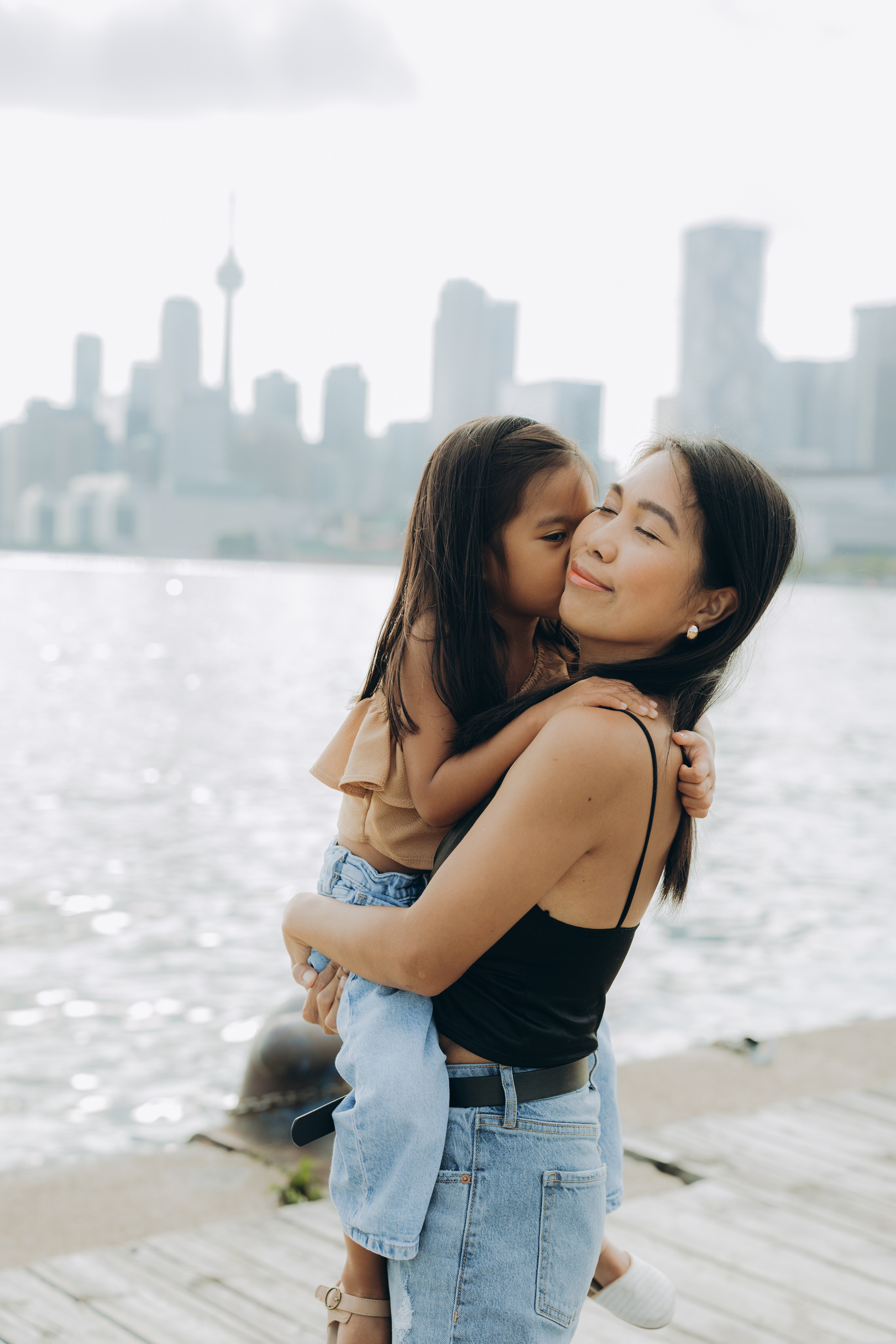 Family session in Toronto. Wedding Photographer Toronto
