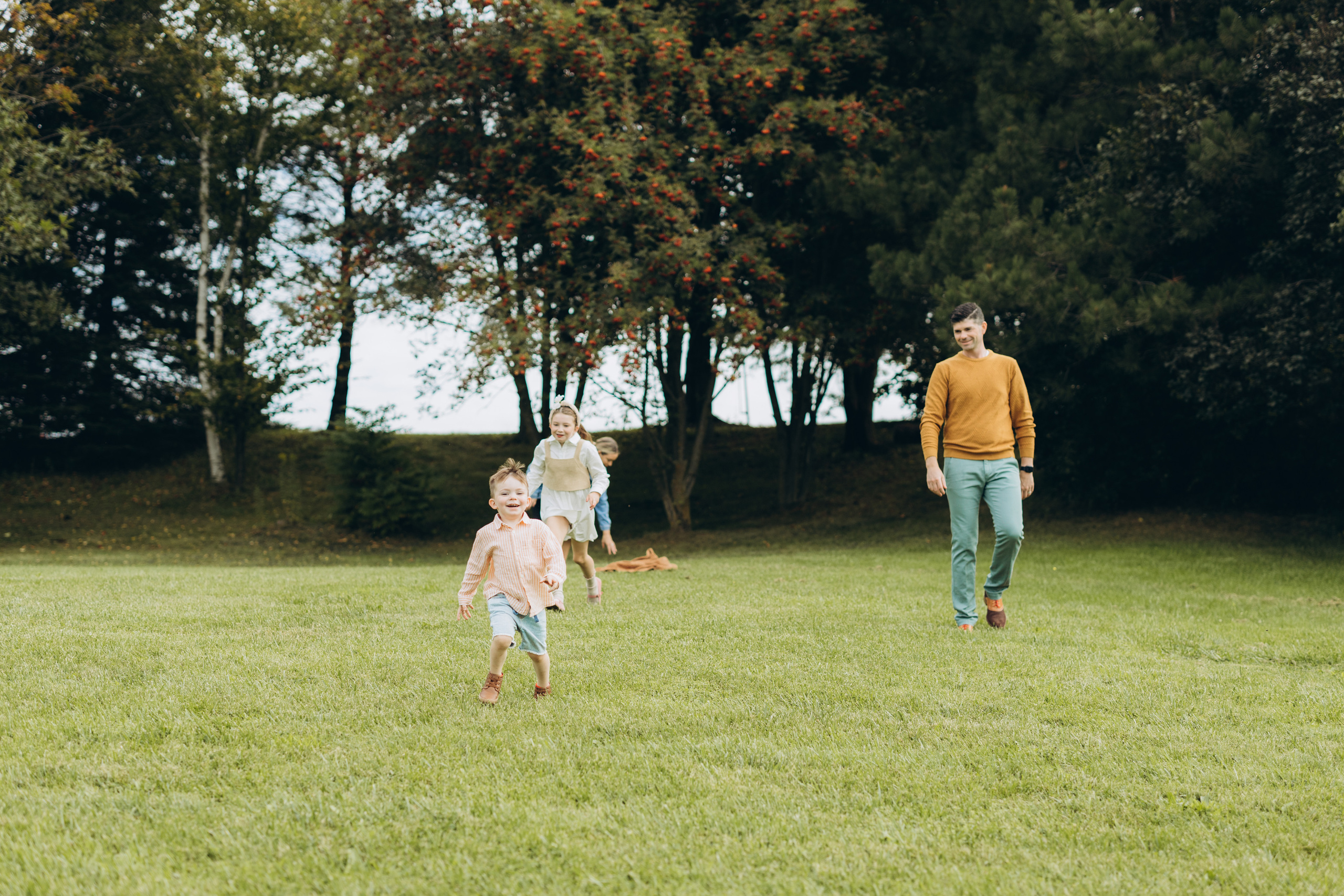 Fall family session. Wedding Photographer Toronto
