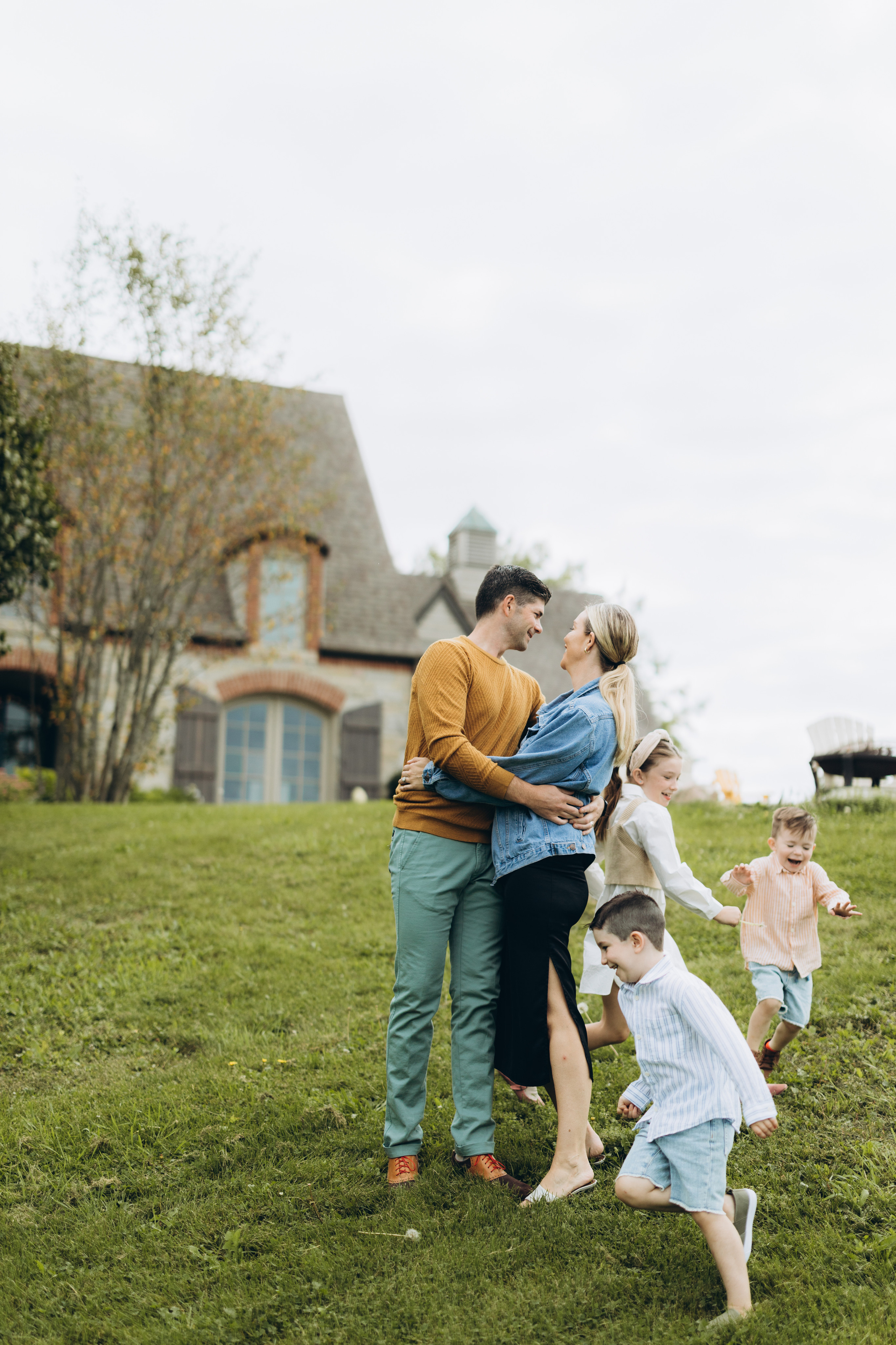 Fall family session. Wedding Photographer Toronto