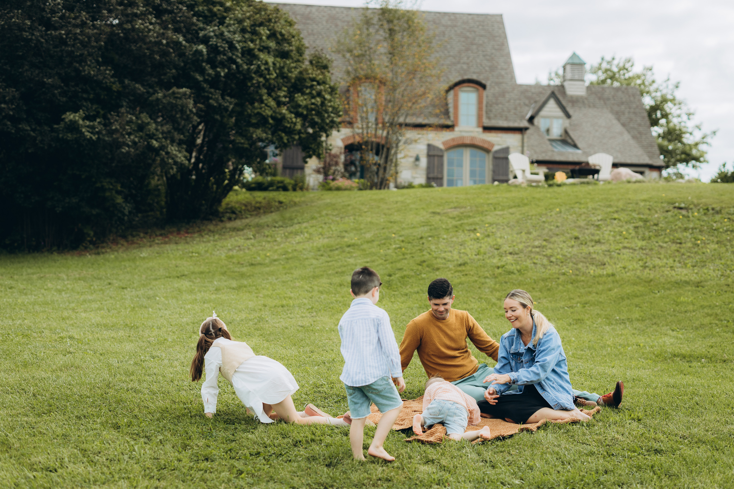 Fall family session. Wedding Photographer Toronto