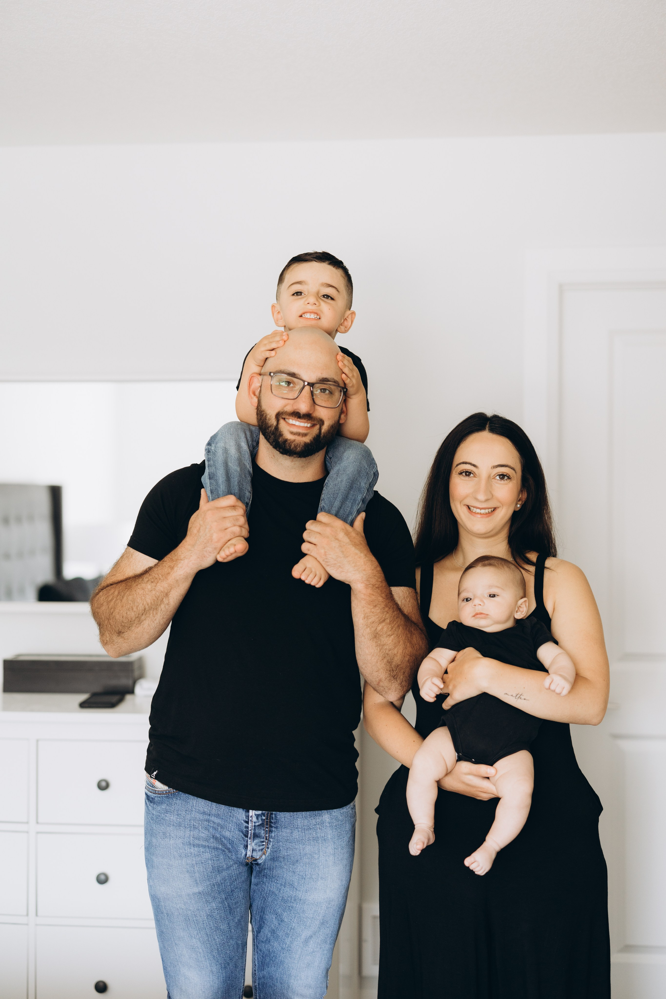 Sima family. Wedding Photographer Toronto