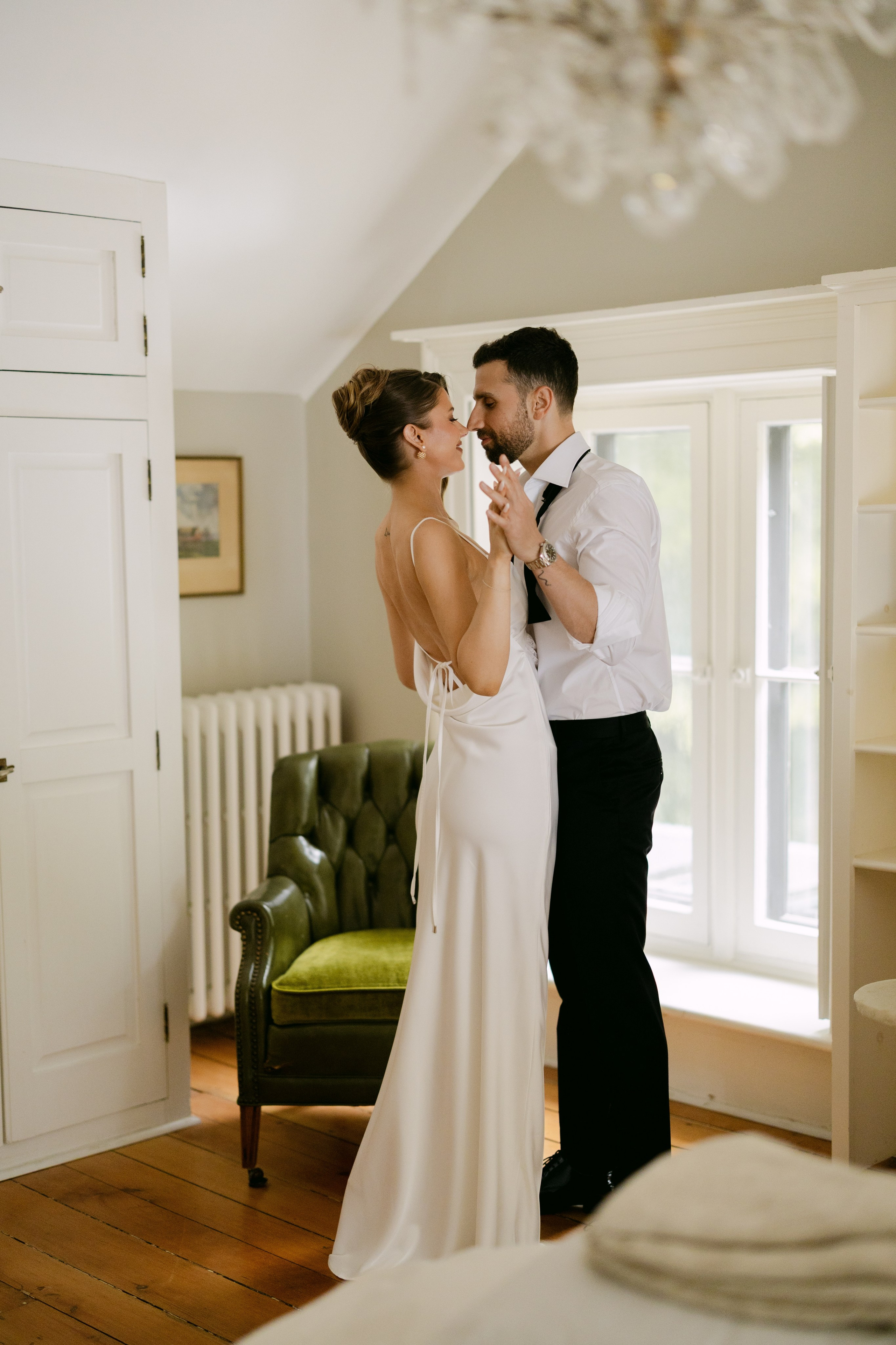 A&E. Wedding Photographer Toronto