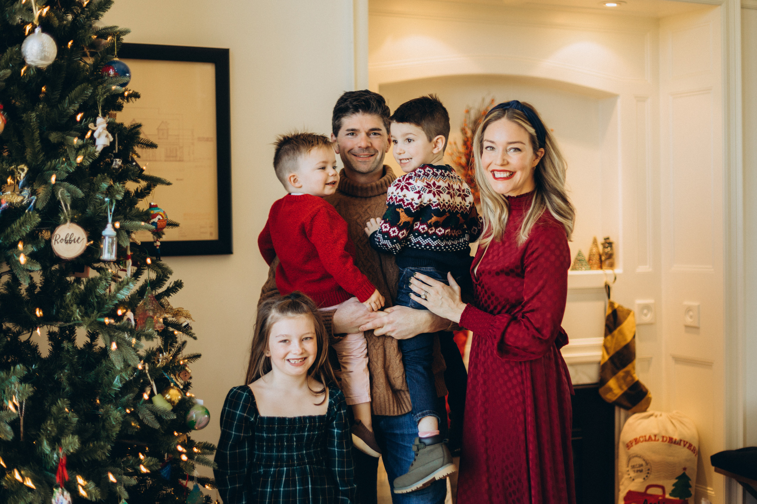 Christmas family time. Wedding Photographer Toronto