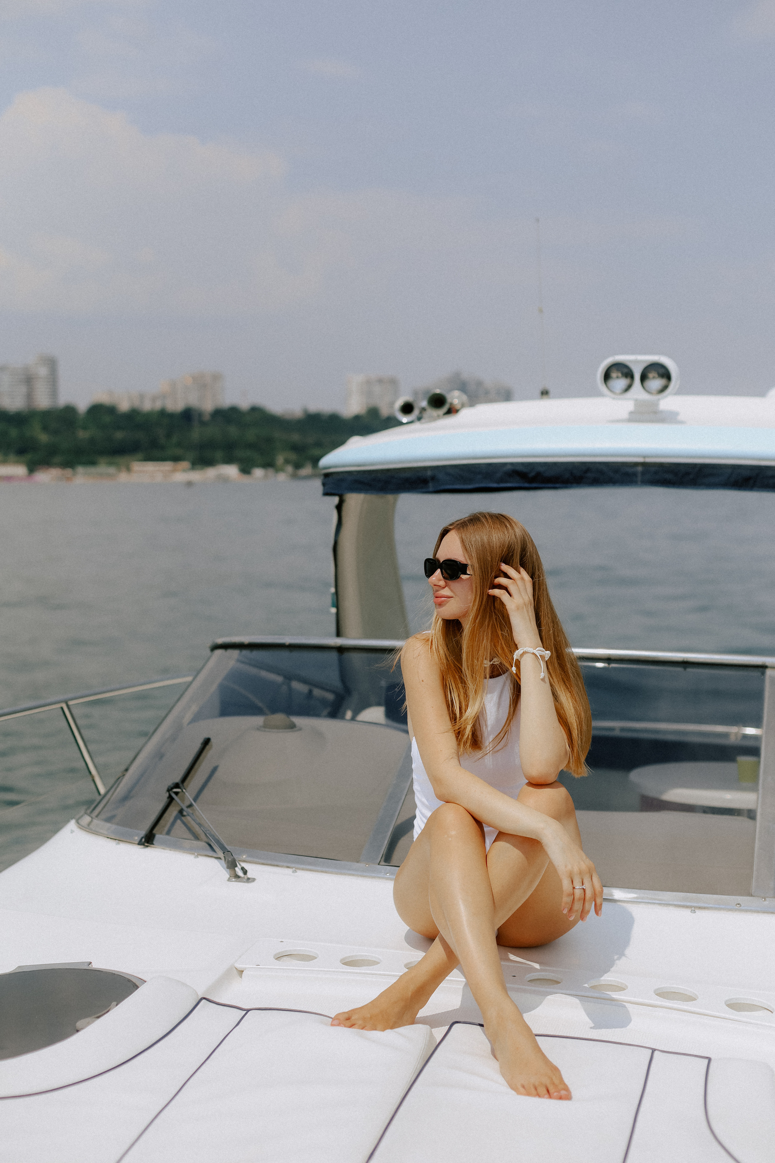 Yacht party. Wedding Photographer Toronto