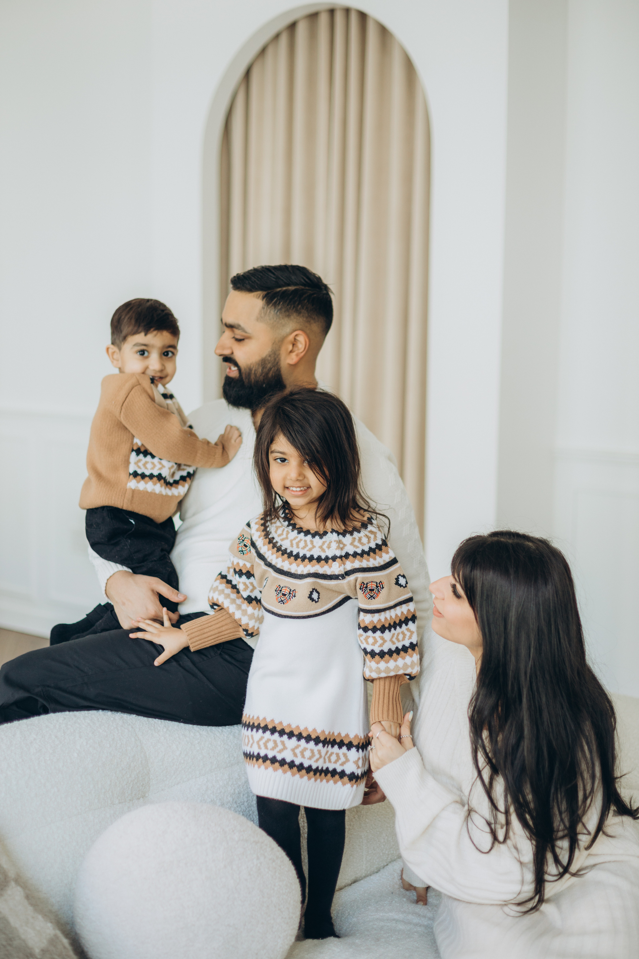 Family session. Wedding Photographer Toronto