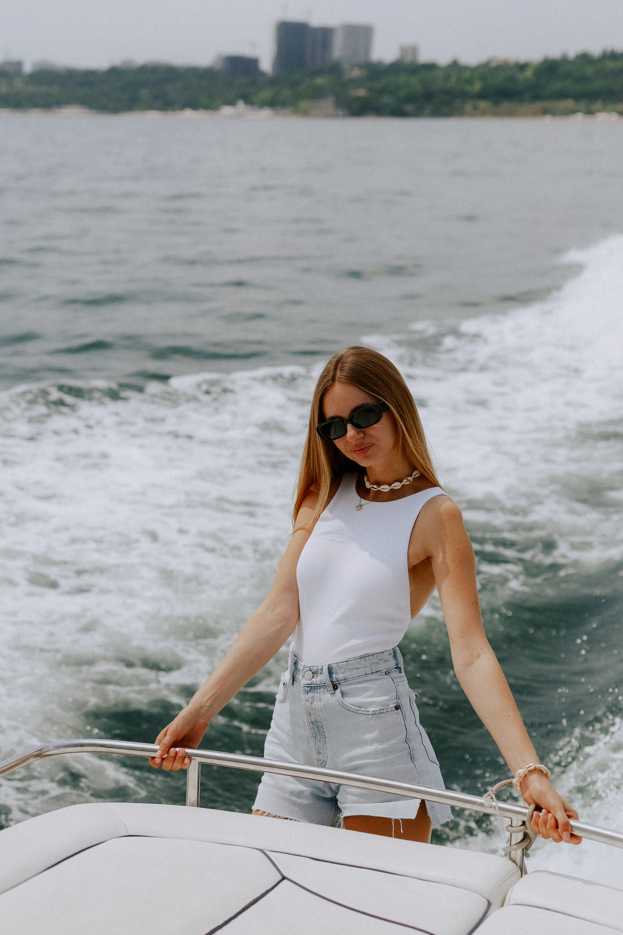 Yacht party. Wedding Photographer Toronto