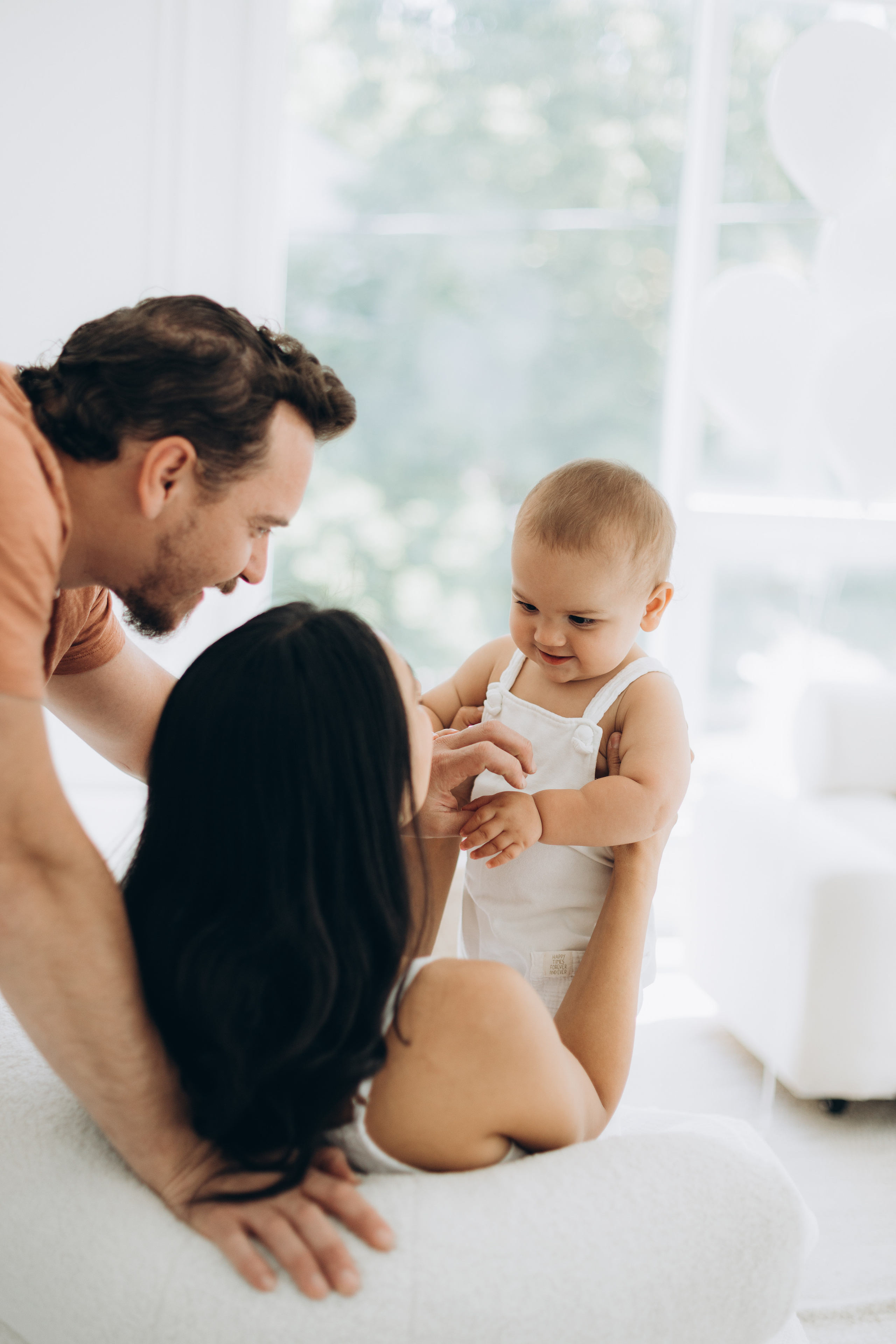 Cake smash. Wedding Photographer Toronto