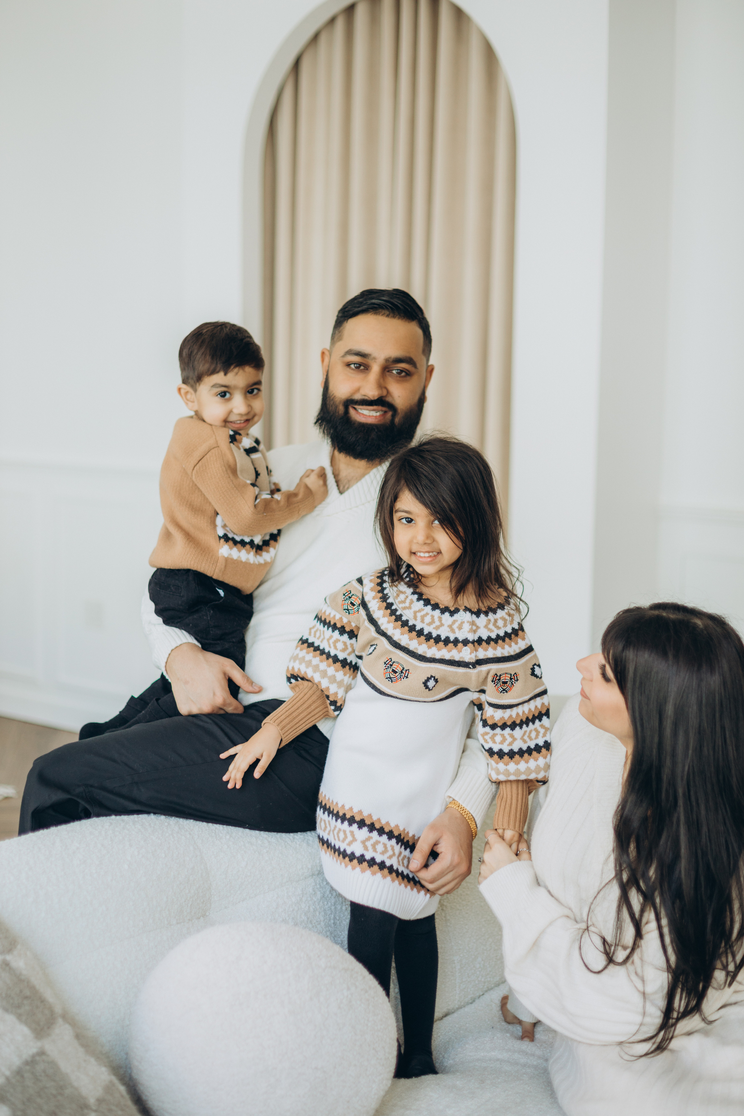 Family session. Wedding Photographer Toronto