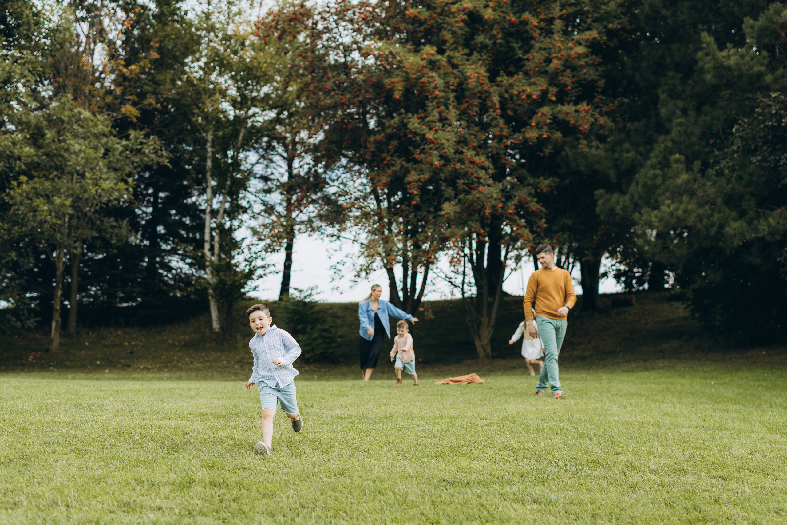 Fall family session. Wedding Photographer Toronto