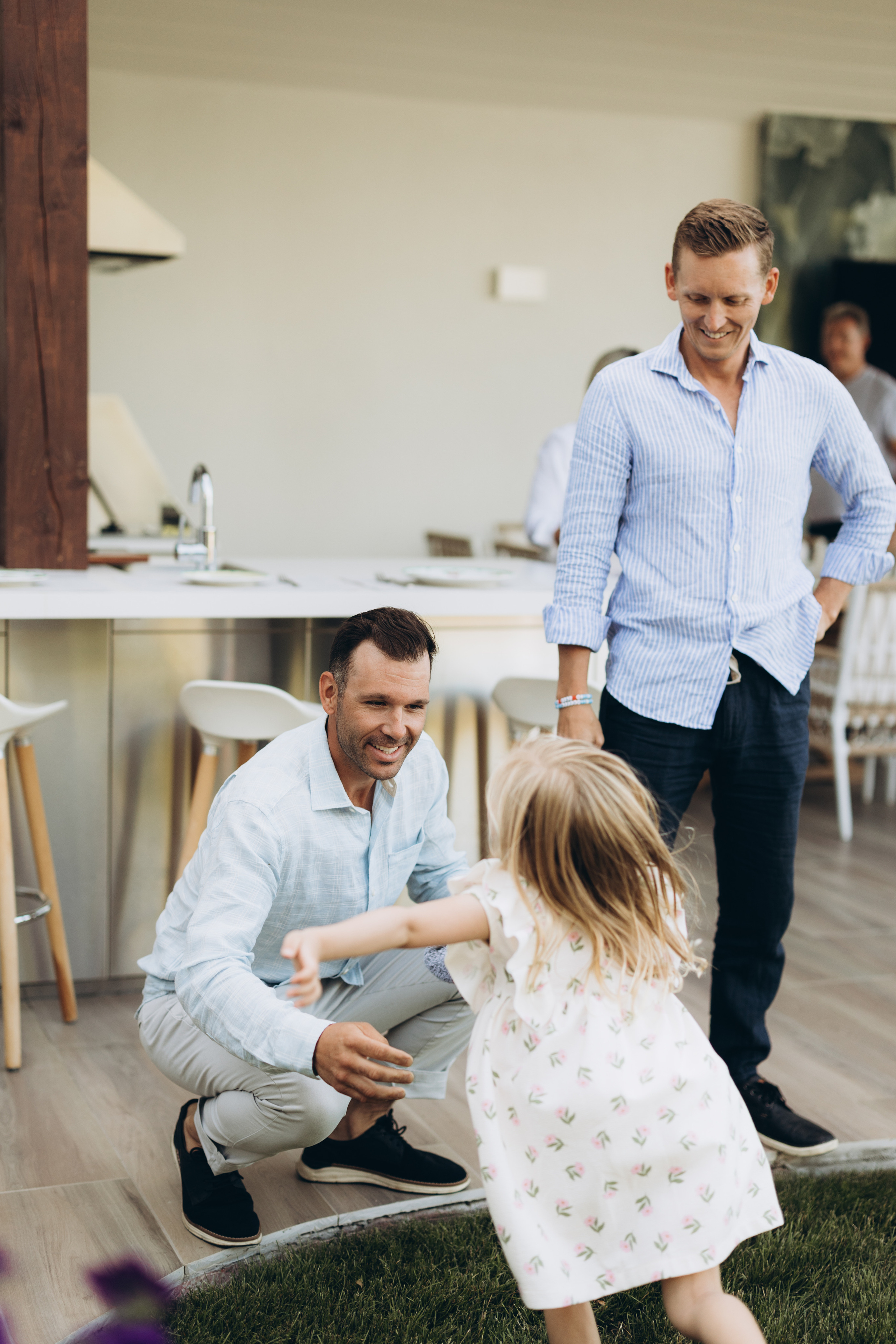 Family time. Wedding Photographer Toronto