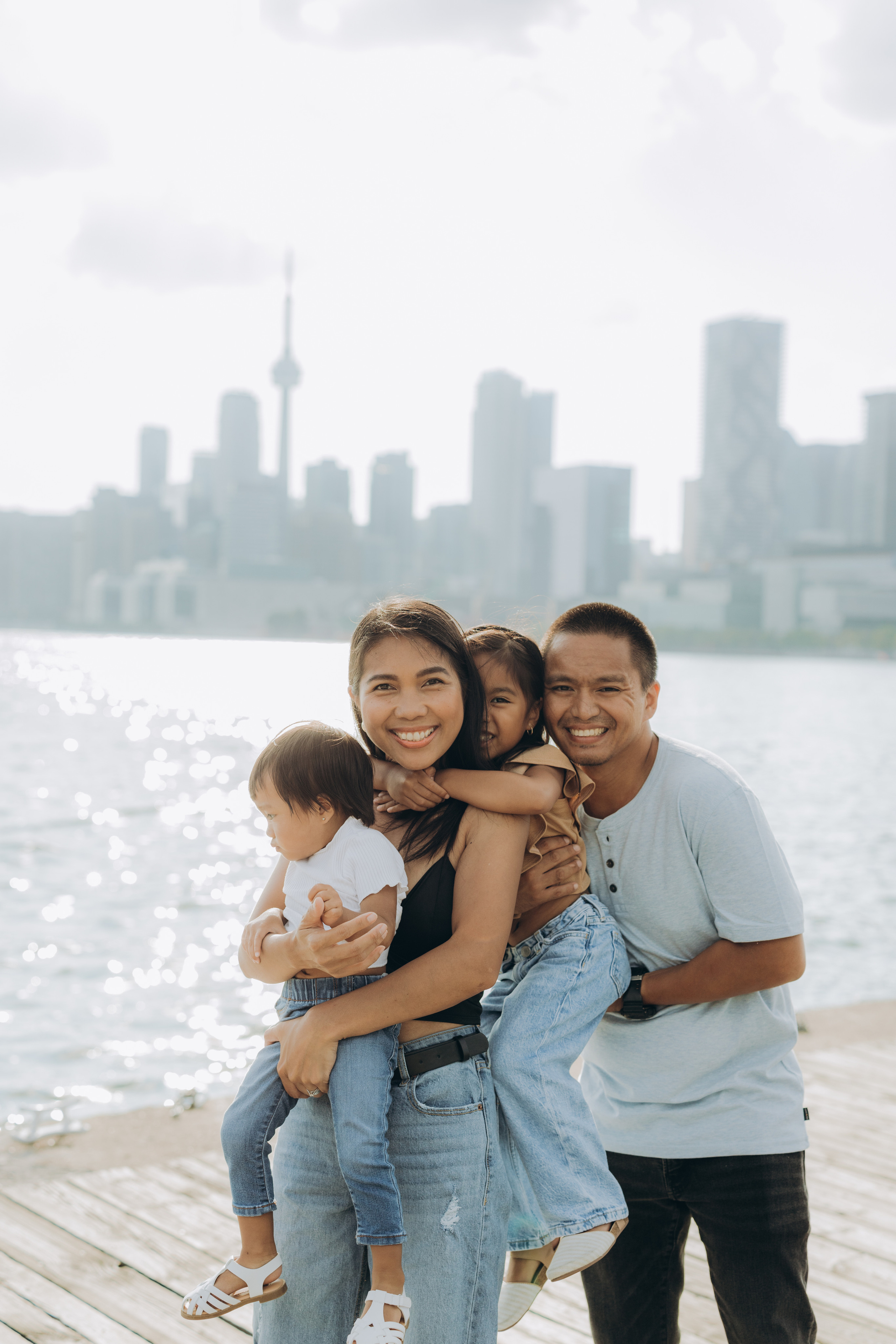 Family session in Toronto. Wedding Photographer Toronto